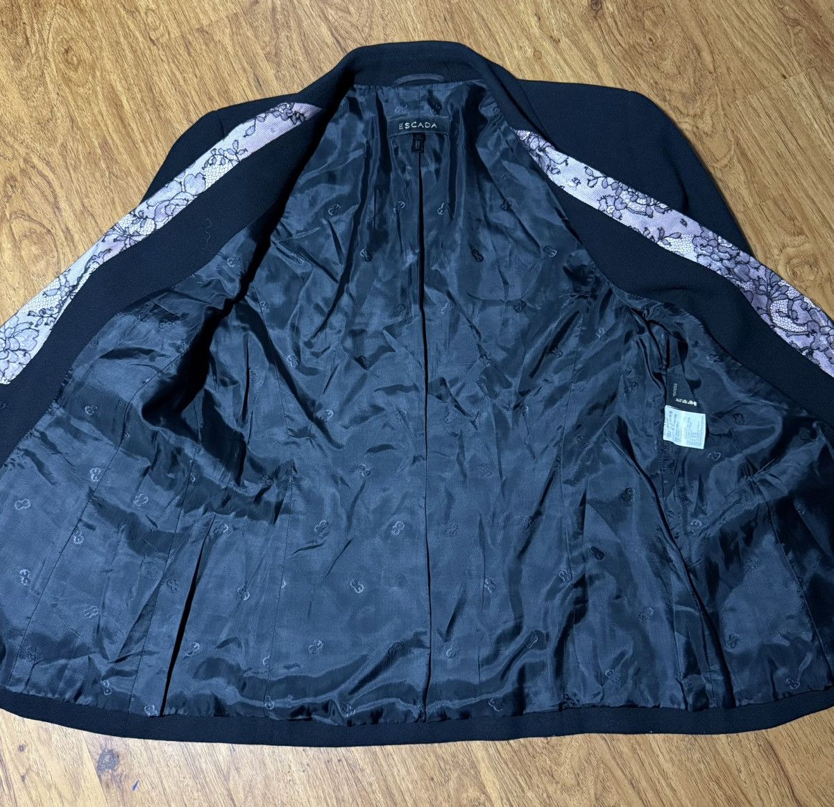 Escada Vintage ESCADA Blazer Jacket Wool Black Lingerie 40 Size M / US 6-8 / IT 42-44 - 4 Thumbnail