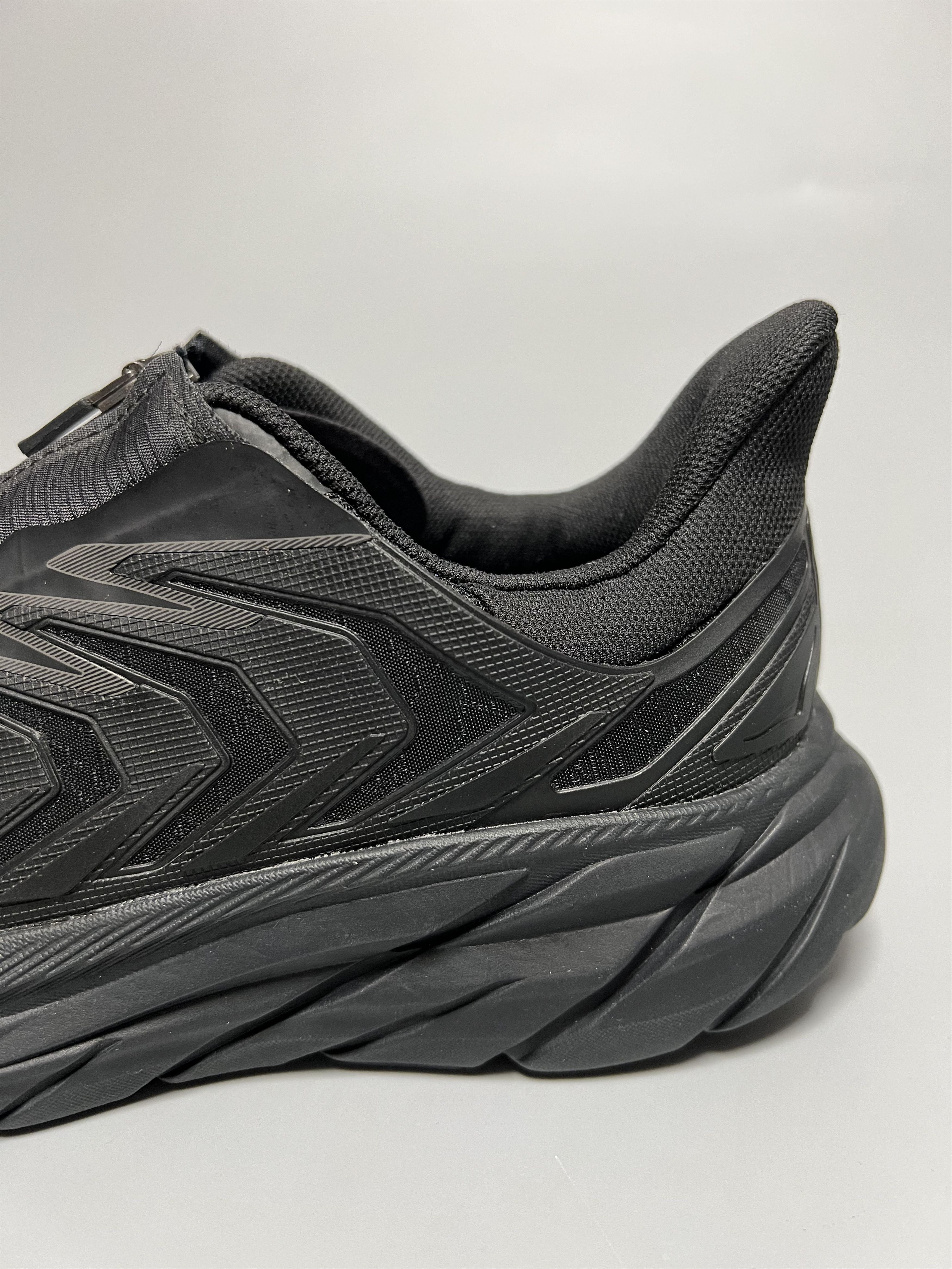 Hoka Hoka One One U Project Clifton Women's Running Shoes Size US 6 / IT 36 - 9 Thumbnail