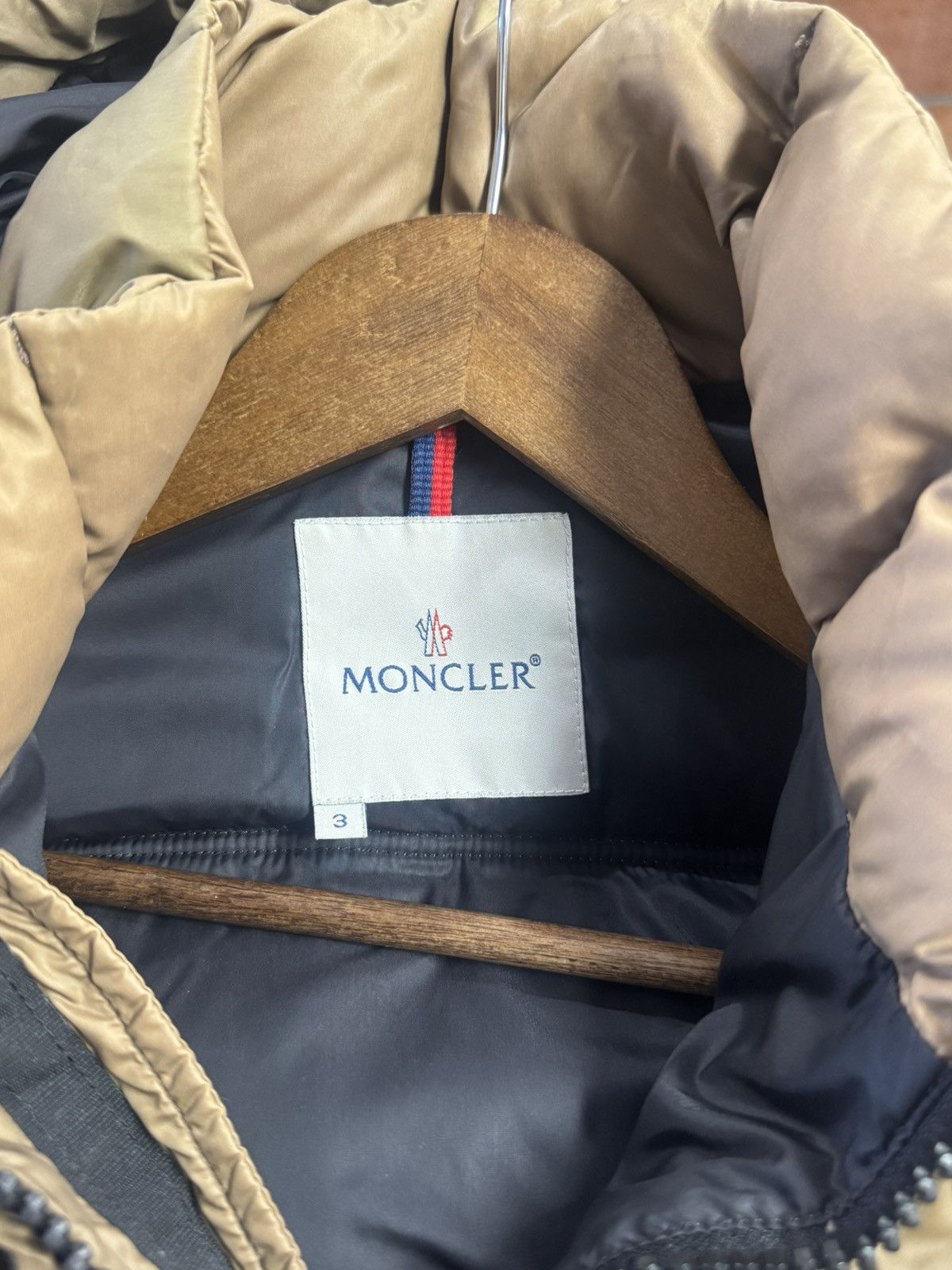 Moncler Moncler Sauterne down quilted puffer jacket Size US L / EU 52-54 / 3 - 10 Thumbnail