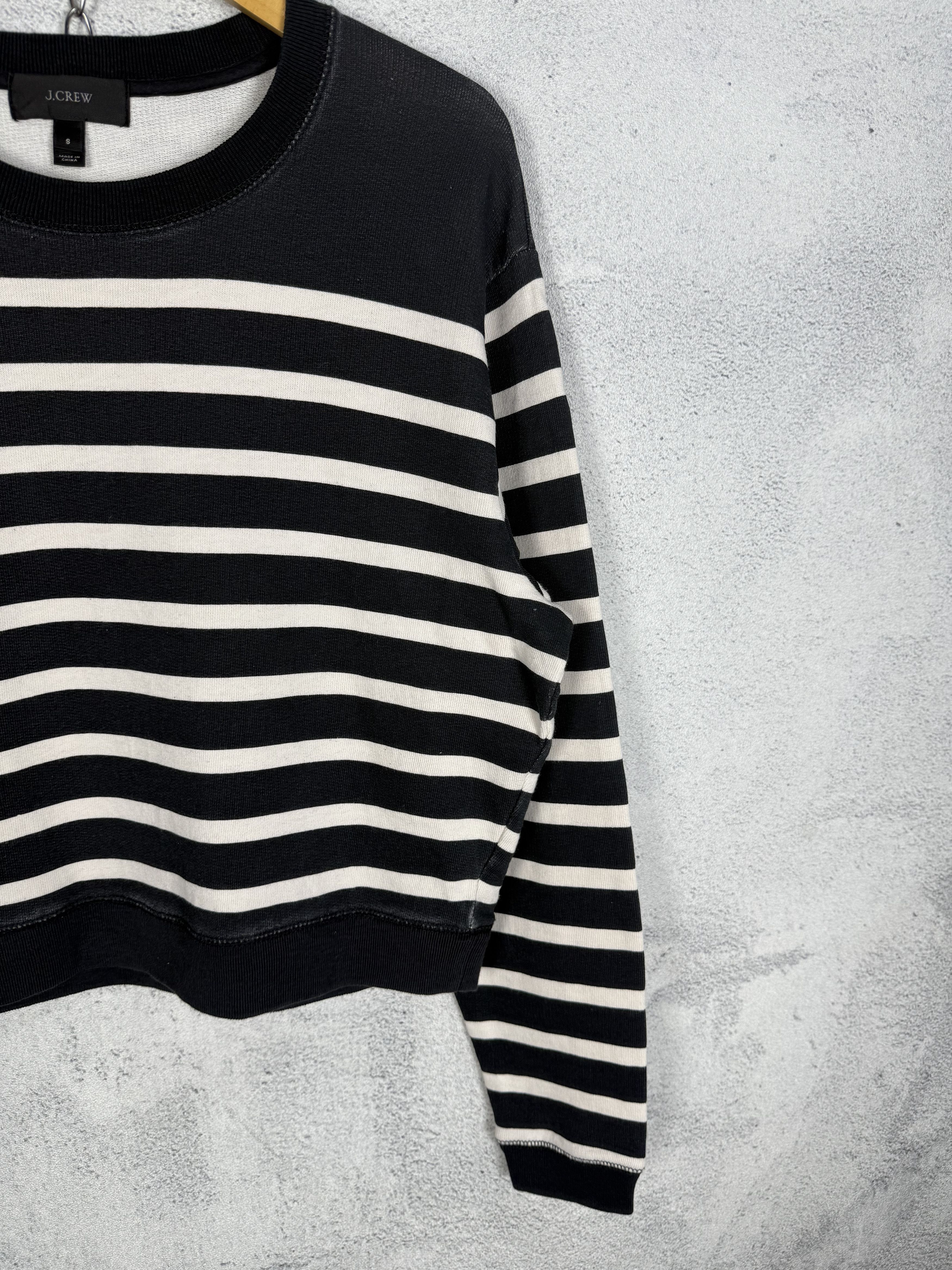 J.Crew J. Crew Crop Stripe Sweatshirt Size S / US 4 / IT 40 - 4 Thumbnail