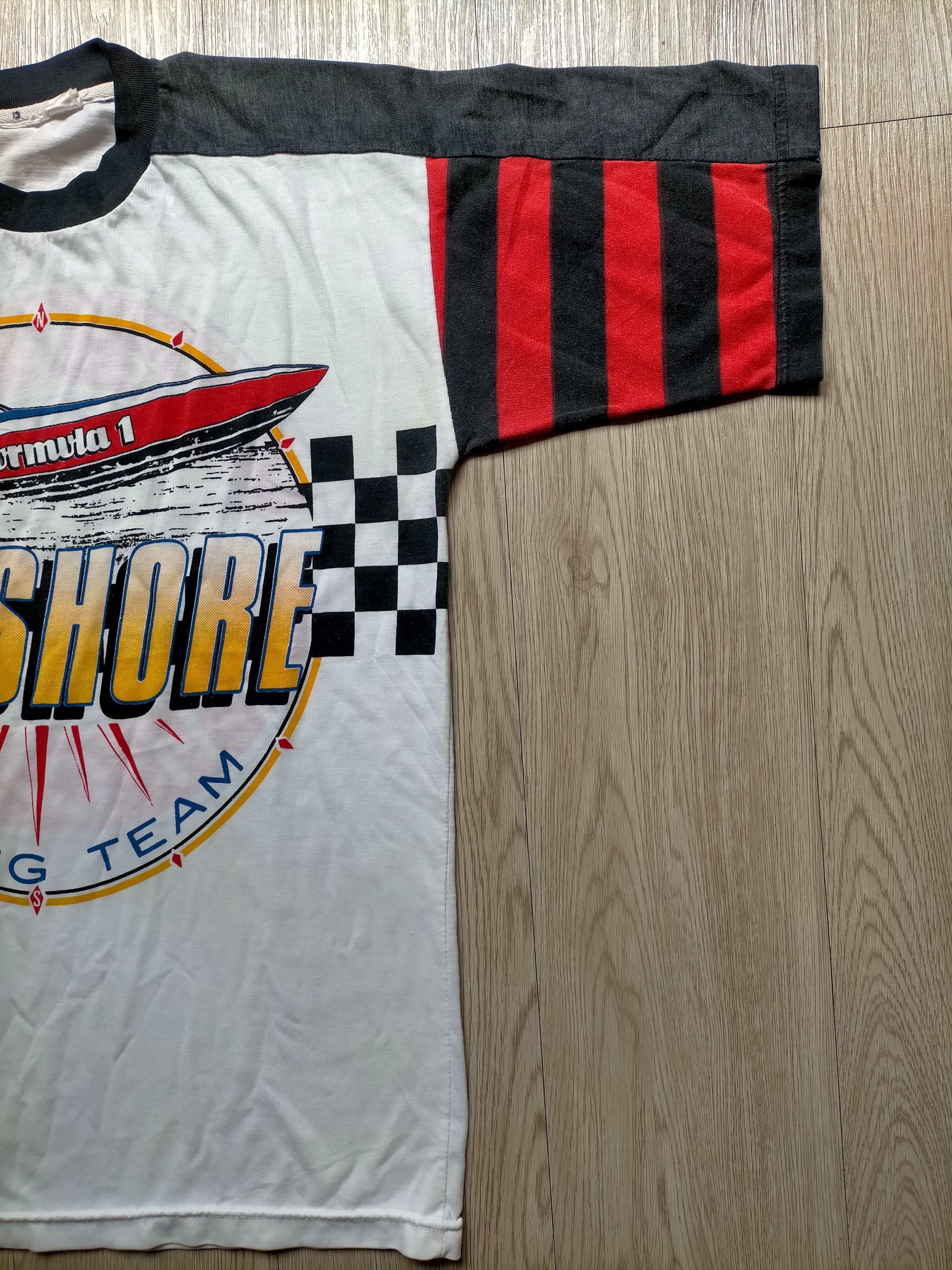 Vintage Vintage 80s Formula 1 Off Shore Racing Team tee Size US S / EU 44-46 / 1 - 5 Thumbnail