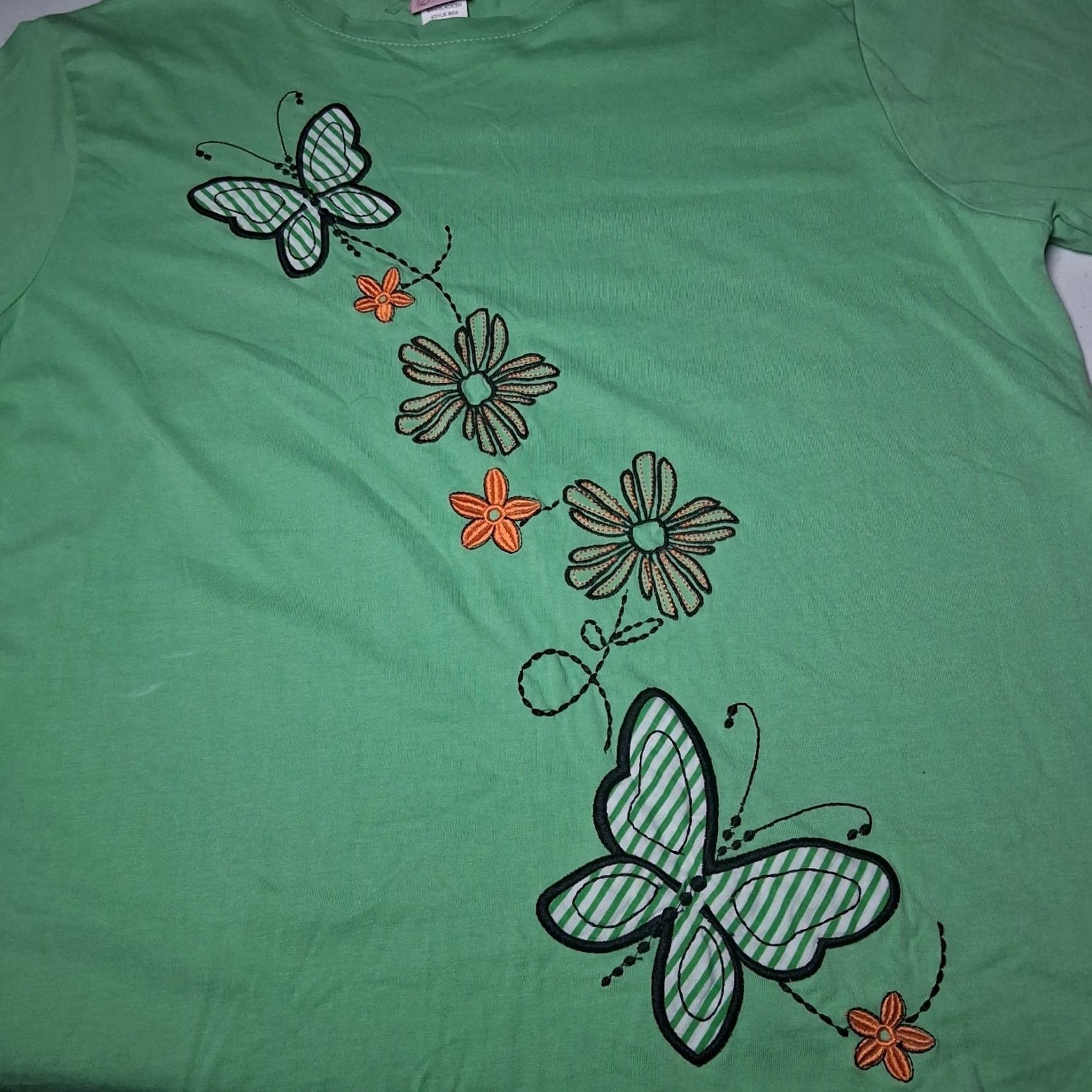 Vintage VINTAGE Adrian Delafield Shirt L Green Butterflies Flowers Whimsical Nature Casual Embroidered T-Shirt Womens Size L / US 10 / IT 46 - 3 Thumbnail