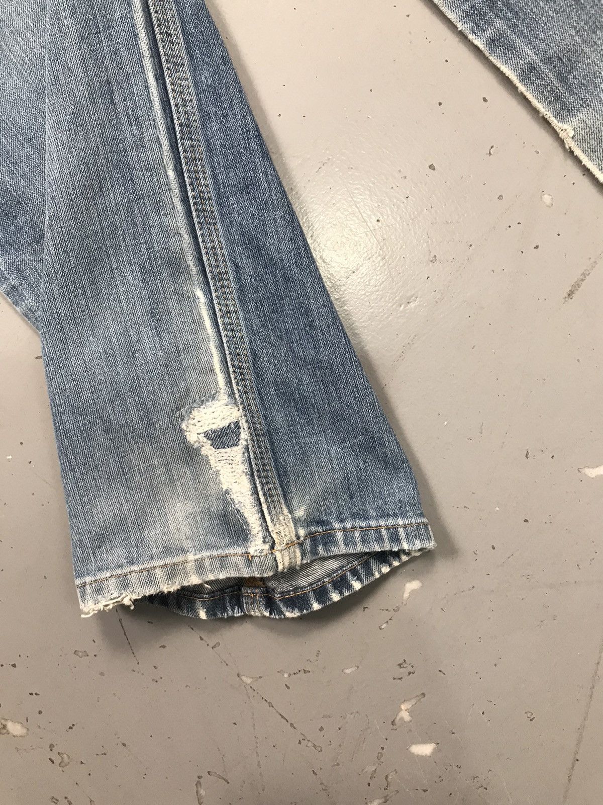 Carhartt Vintage Carhartt double knee distressed workwear denim Size US 30 / EU 46 - 14 Thumbnail