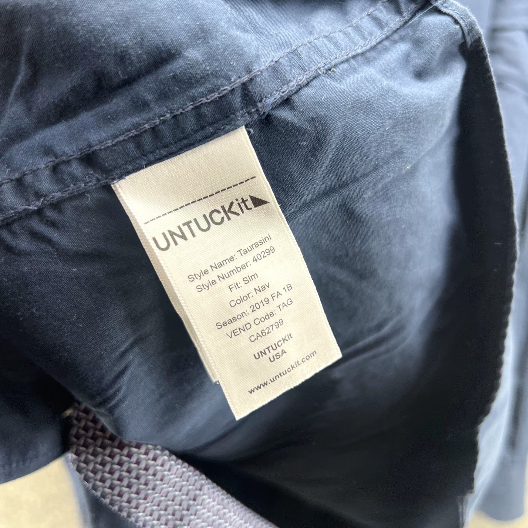 UNTUCKit UNTUCKit Shirt Mens Large Blue Solid Long Sleeve Button Front Slim Fit Casual Size US L / EU 52-54 / 3 - 6 Thumbnail