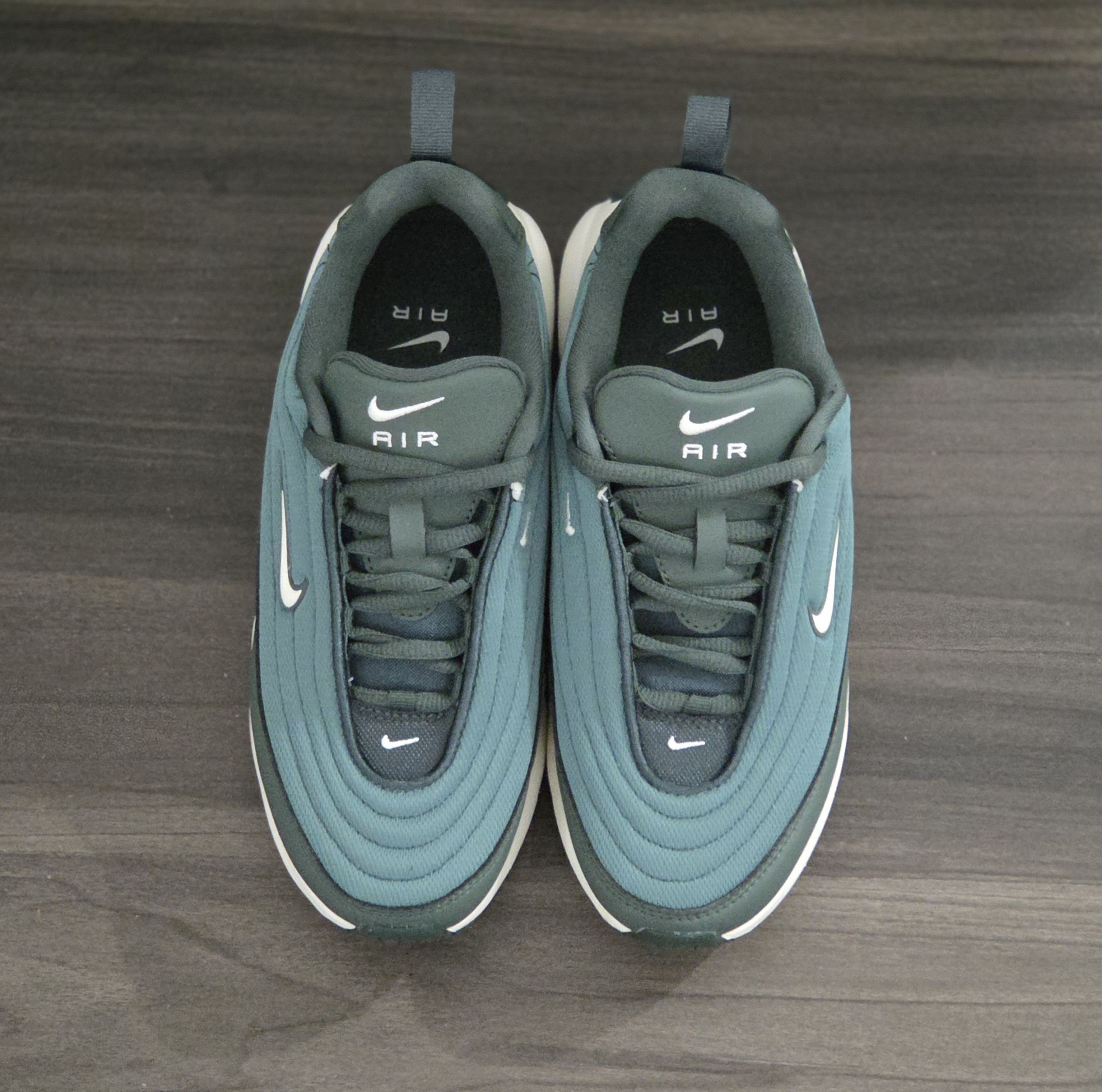 Nike Nike Air Max Women’s Vintage Green Bicoastal Soft-SZ 6.5 Size US 6.5 / IT 36.5 - 9 Thumbnail