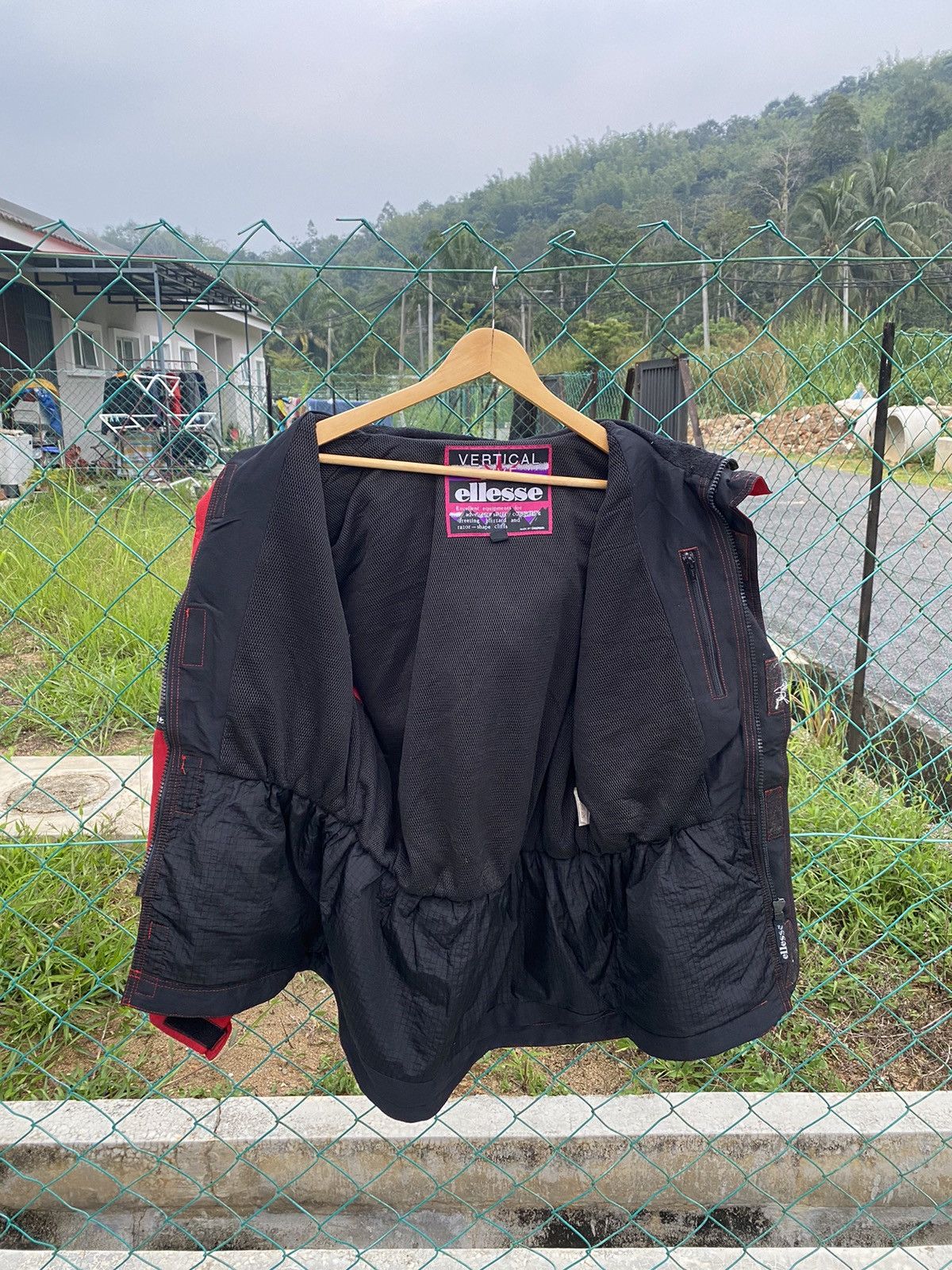 Ellesse × Vintage AW Ellesse Vertical Dive Skiwear Jacket Size US M / EU 48-50 / 2 - 3 Thumbnail