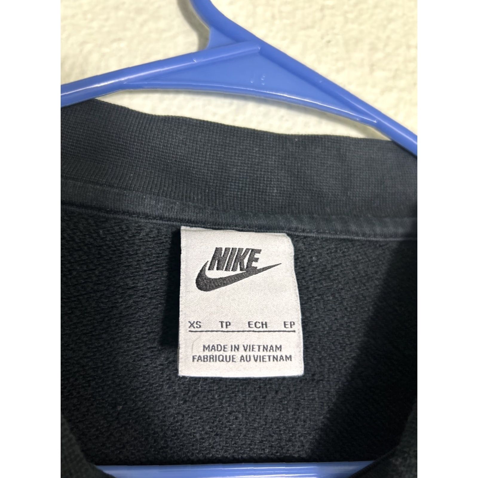 Nike Nike Sportswear Jacket Womens XS Black Full Zip Pockets Solid 90s Modern Sports Running Casual Short Mid-Length Size XS / US 0-2 / IT 36-38 - 7 Thumbnail