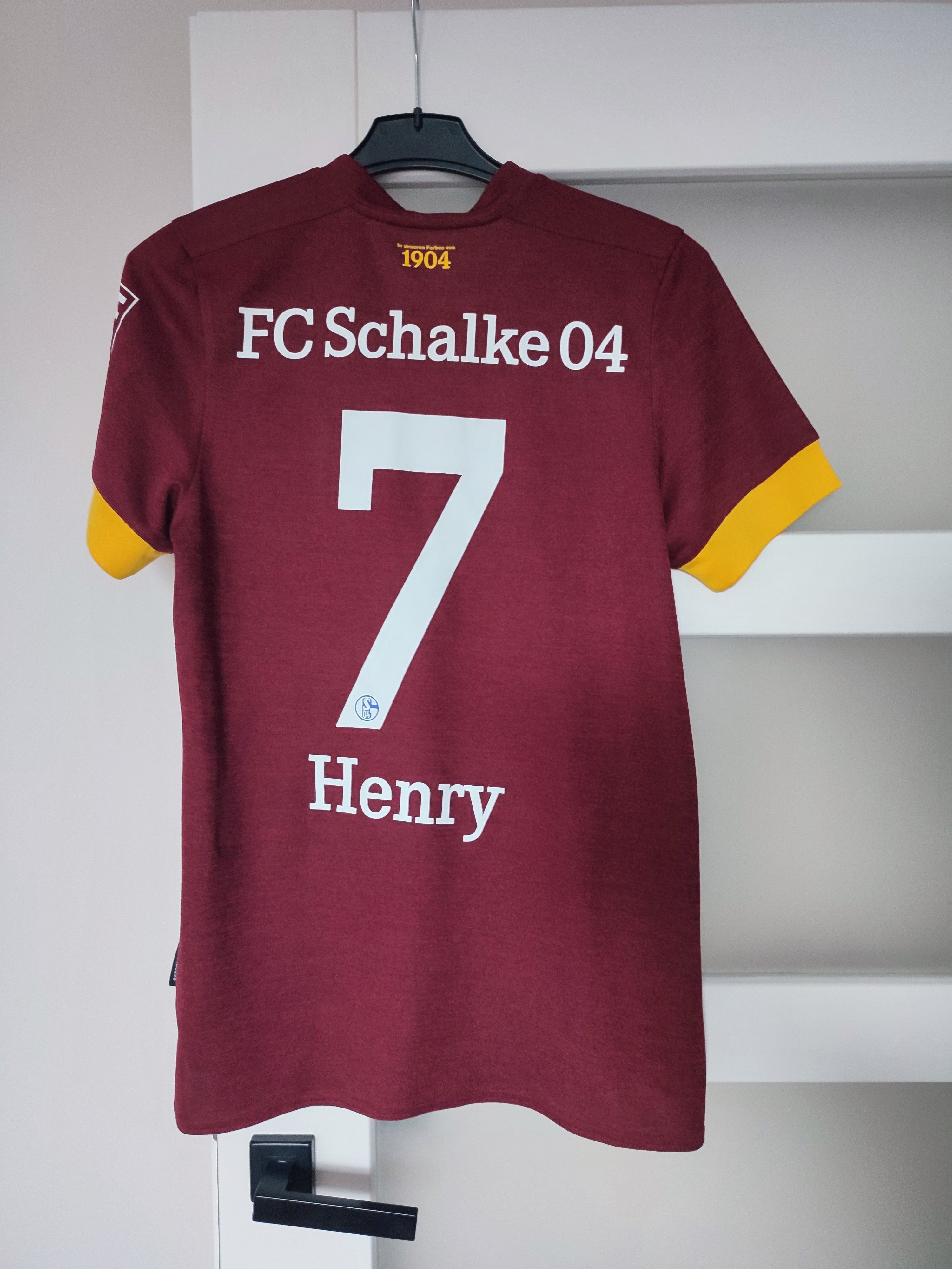 Umbro Schalke 04 Umbro Kit Football Jersey #Stand With Ukraine Size US S / EU 44-46 / 1 - 2 Thumbnail