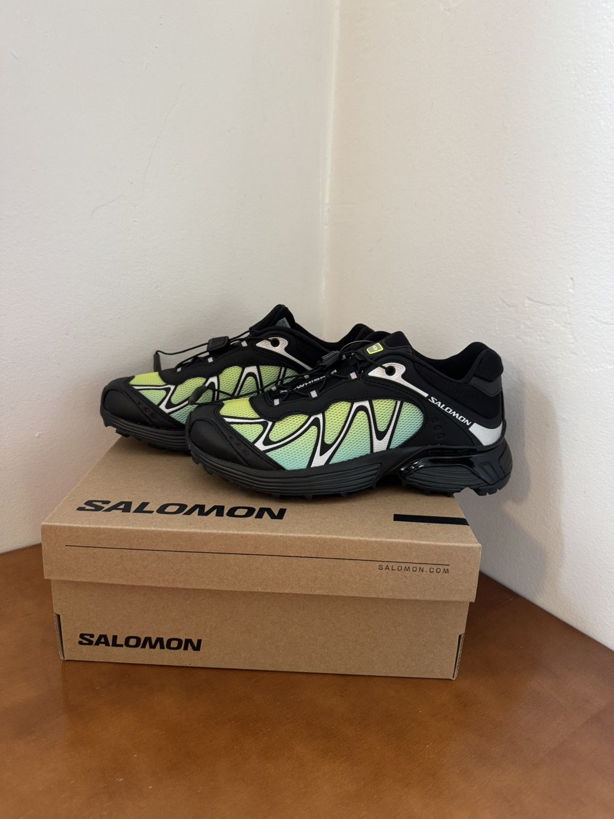 新品 SALOMON XT-WHISPER 25cm ICED AQUA Salomon XT-Whisper 'Black/Iced Aqua' (477616