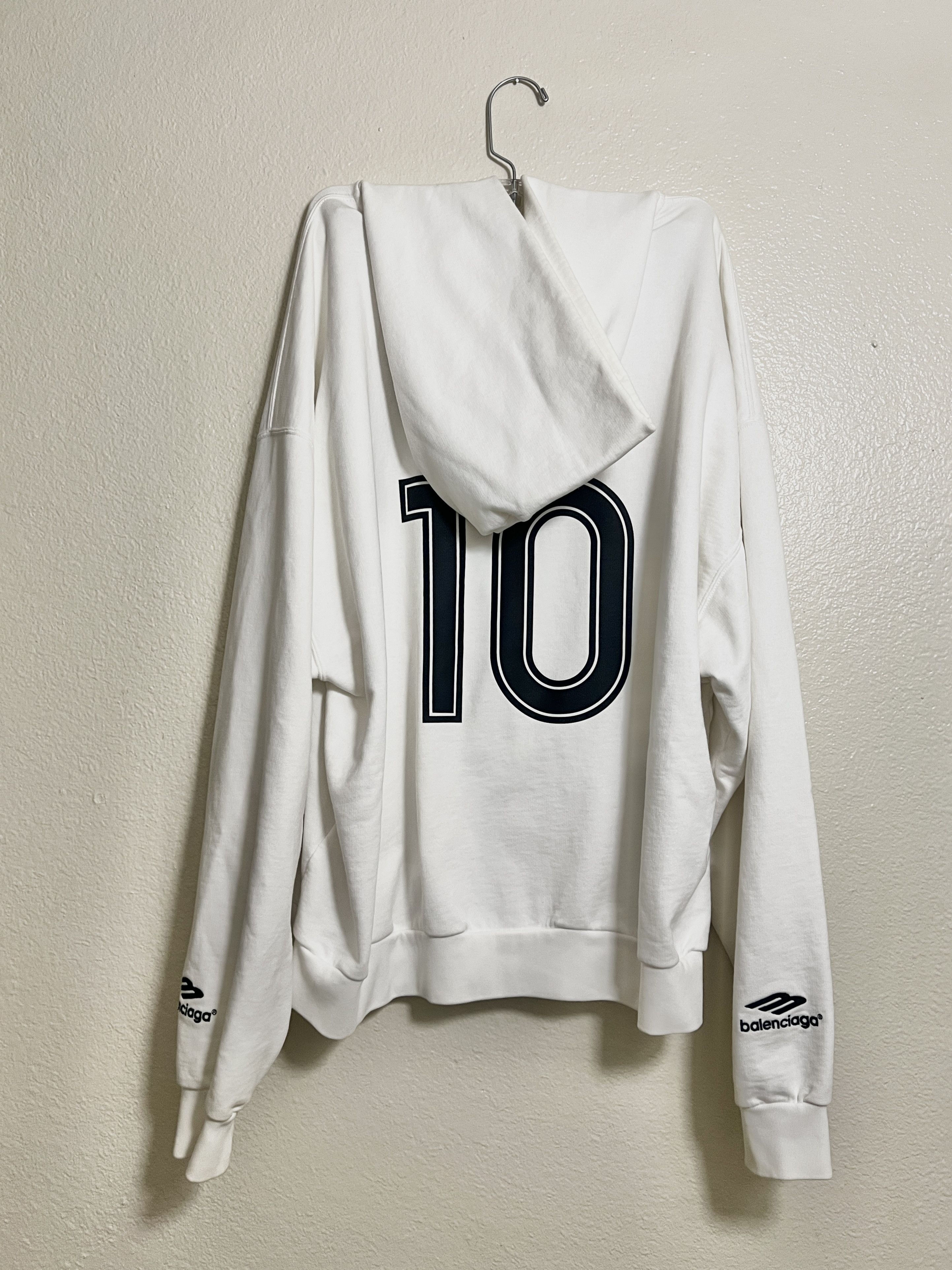 Balenciaga Balenciaga Tokyo Exclusive Soccer hoodie Size US M / EU 48-50 / 2 - 5 Thumbnail