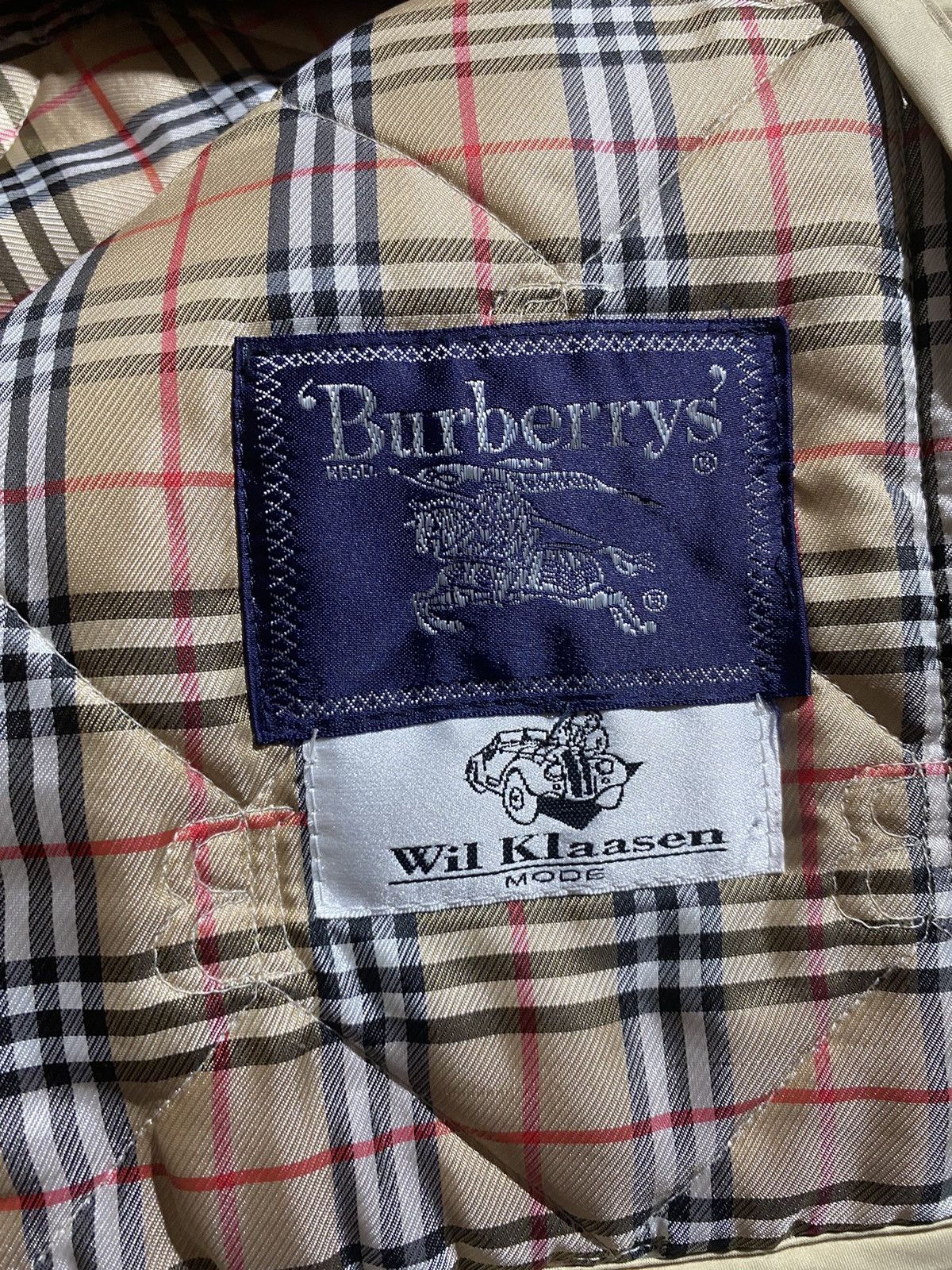 Burberry Burberry luxury monogram vest Size US L / EU 52-54 / 3 - 12 Thumbnail
