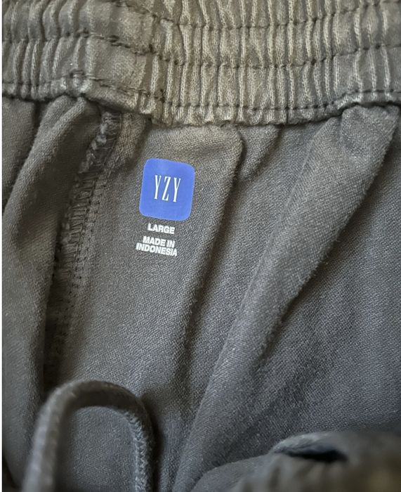 Gap YEEZY X GAP UNRELEASED SATIN CARGO PANTS | Grailed