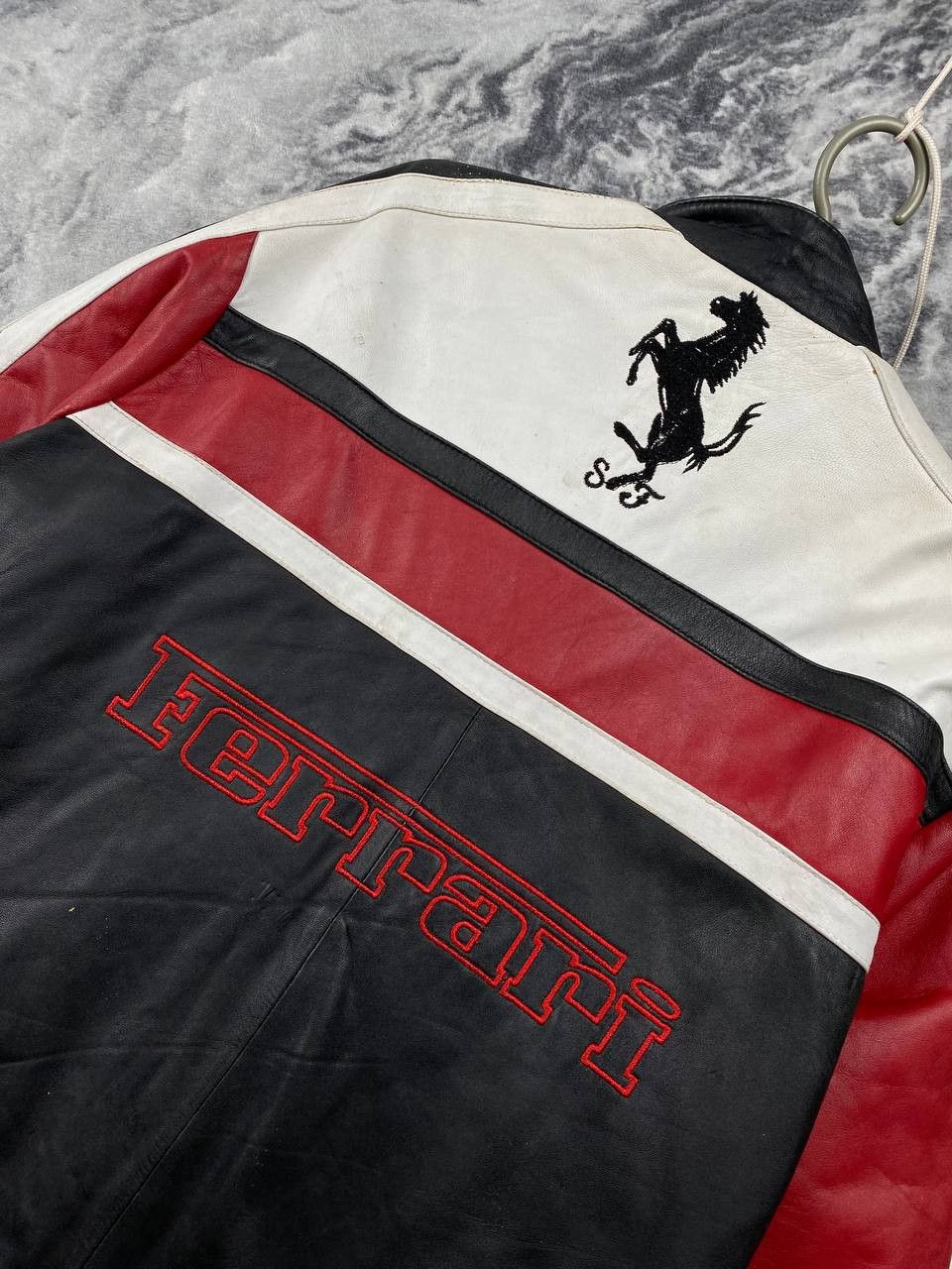 Ferrari Vintage Ferrari Racing Leather Jacket F1 Big Logo Men Size US XL / EU 56 / 4 - 17 Thumbnail