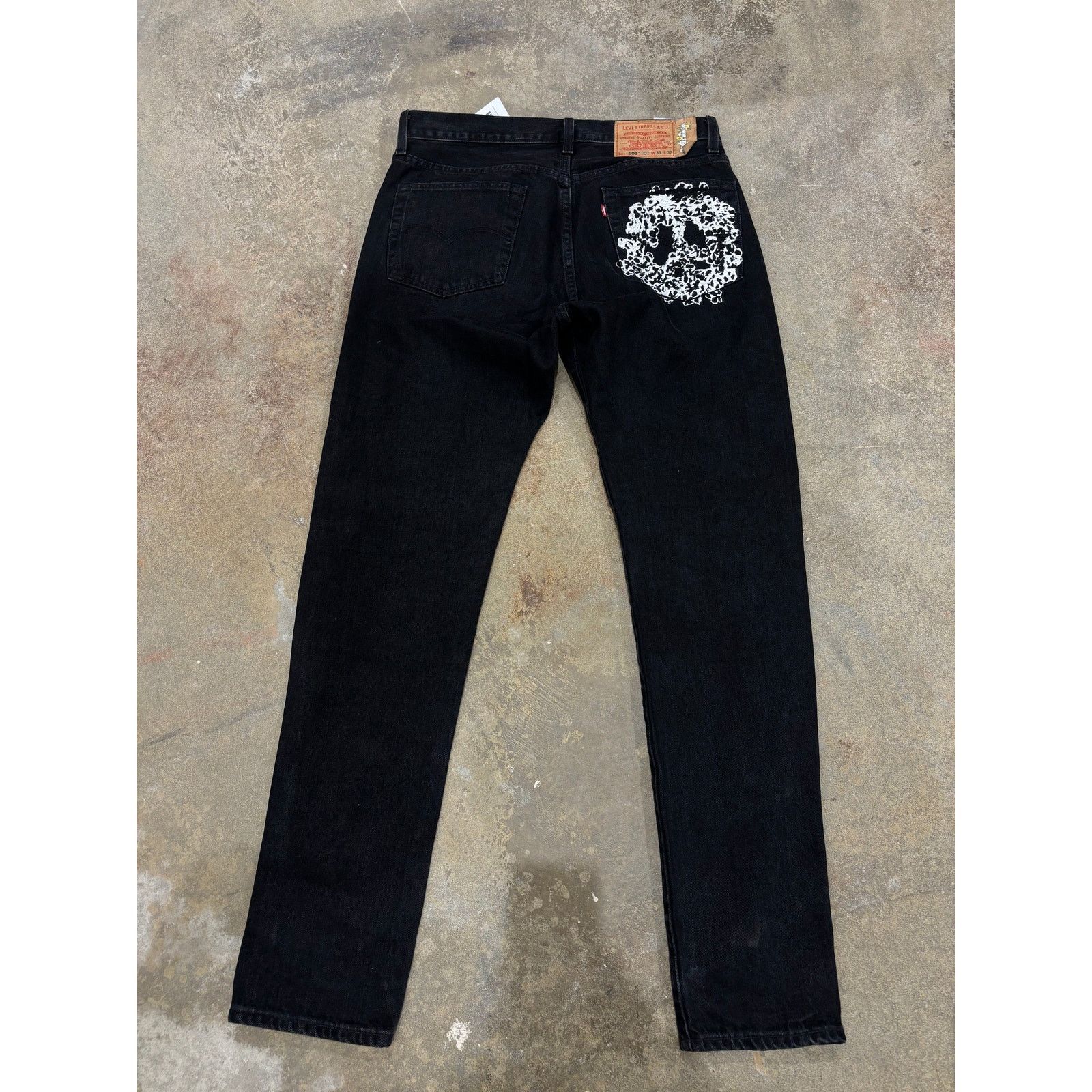 DENIM TEARS Denim Tears Jeans Black One Flower Used 33 Size US 33 - 2 Thumbnail