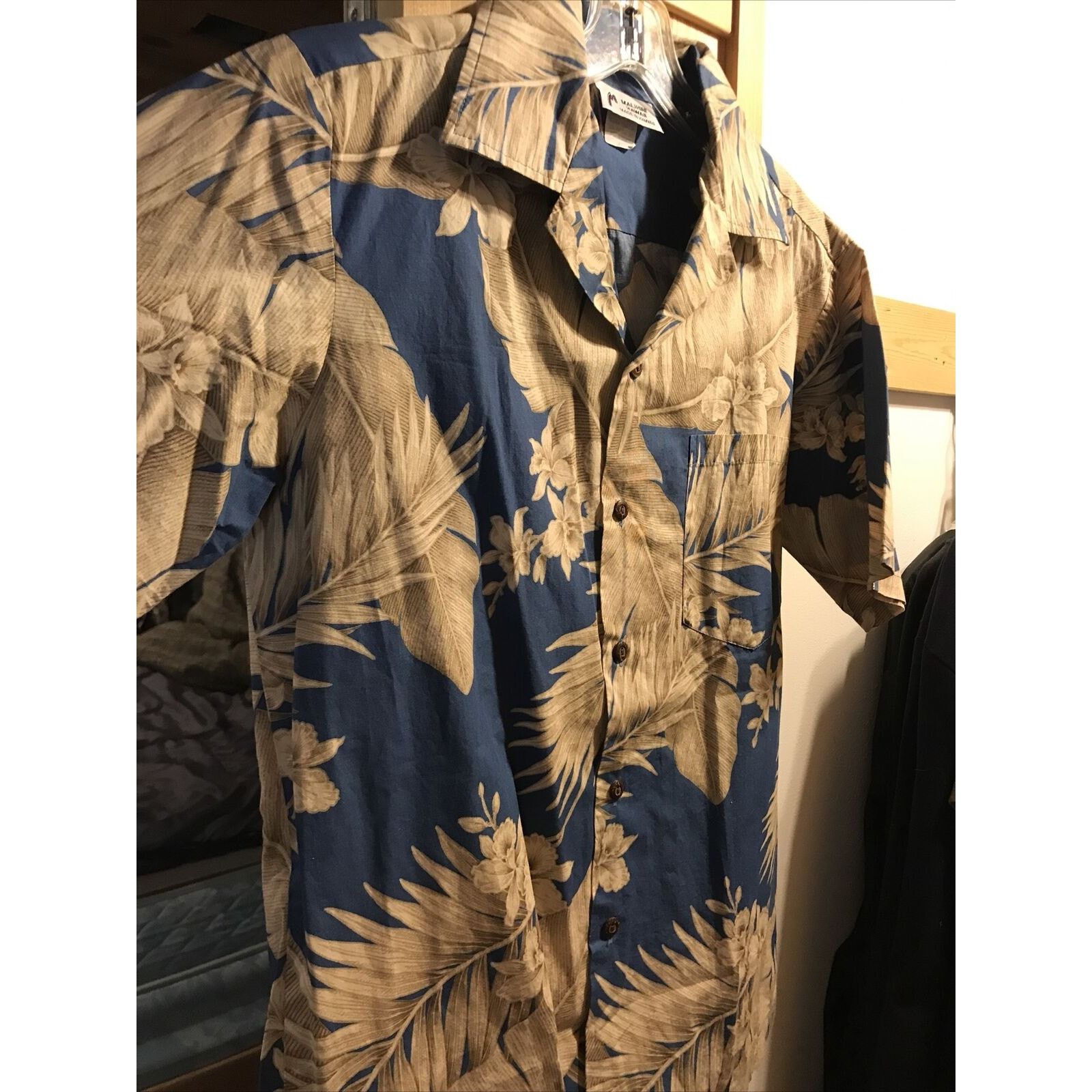Other Malihini Men M Blue Gold Floral Button Cotton Hawaiian Shirt Size US M / EU 48-50 / 2 - 4 Thumbnail