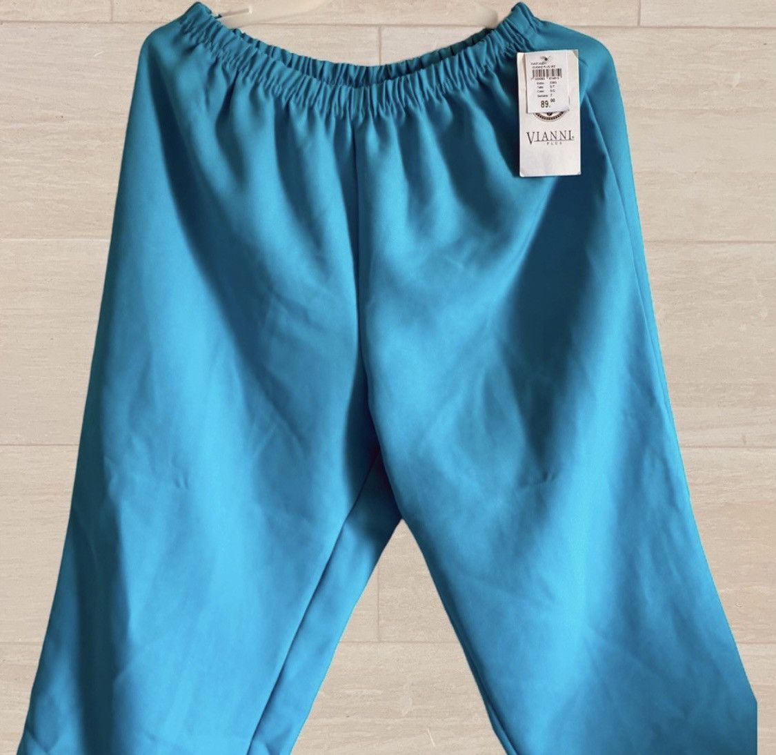 Other VIANNI TEAL TURQUOISE HIGH RISE CAPRI PANTS WITH SLITS Size 28" / US 6 / IT 42 - 7 Thumbnail
