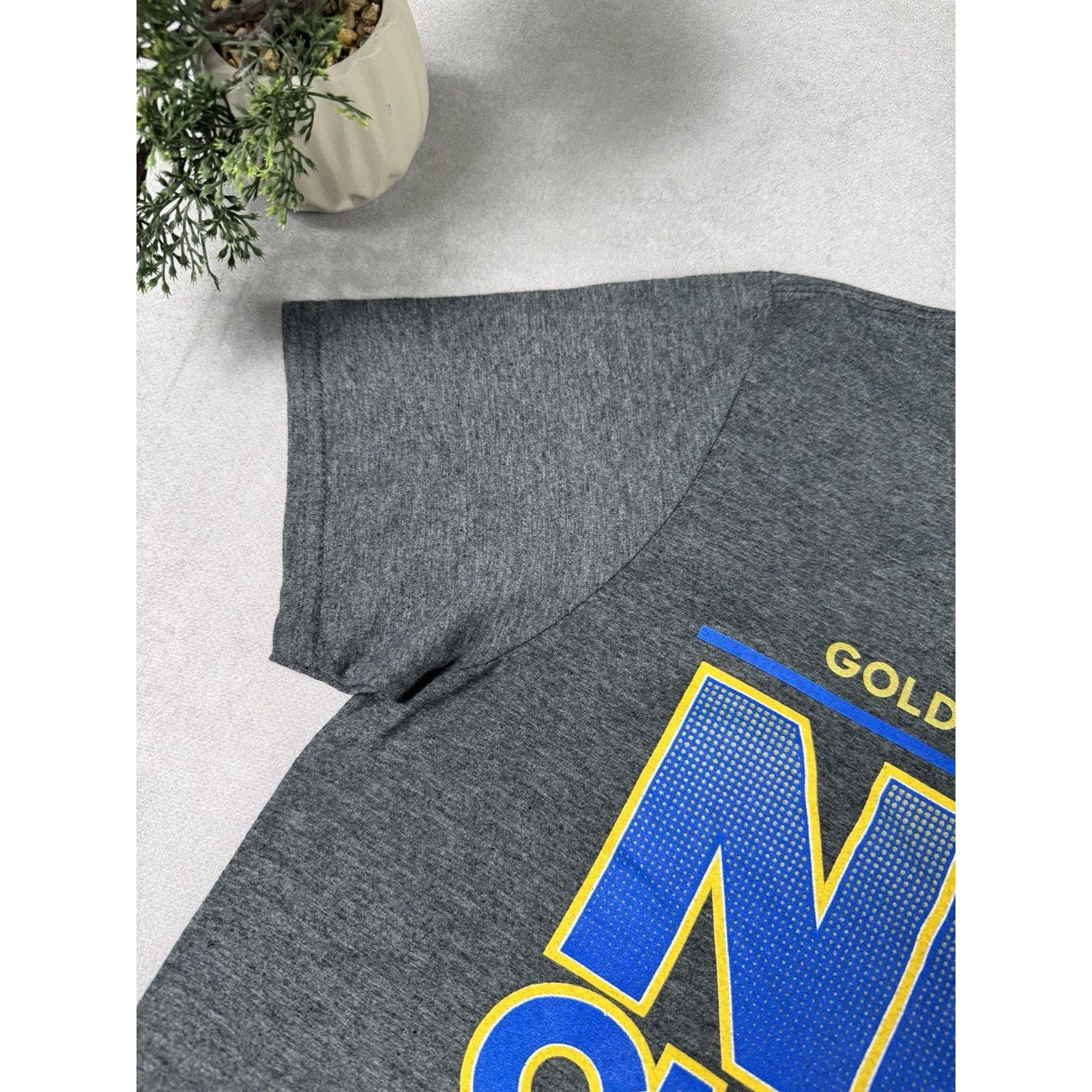 NBA 2015 GOLDEN STATE WARRIORS 4x NBA CHAMPS Locker Room Size US M / EU 48-50 / 2 - 5 Thumbnail
