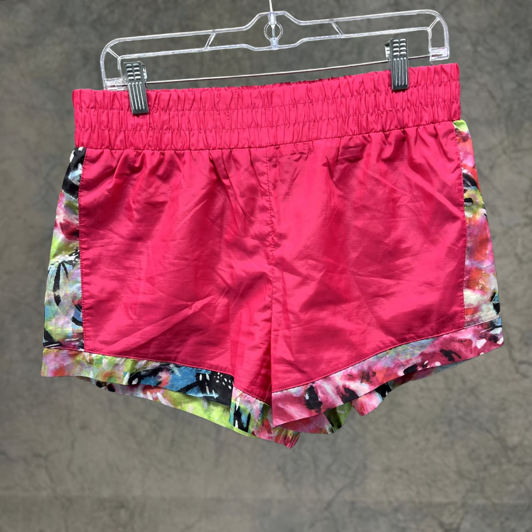 Juicy Couture Juicy Couture Shorts Womens Large Pink Floral 3 In Running Lightweight Elastic Waist Athletic Size 36" / US 14 / IT 50 - 1 Thumbnail