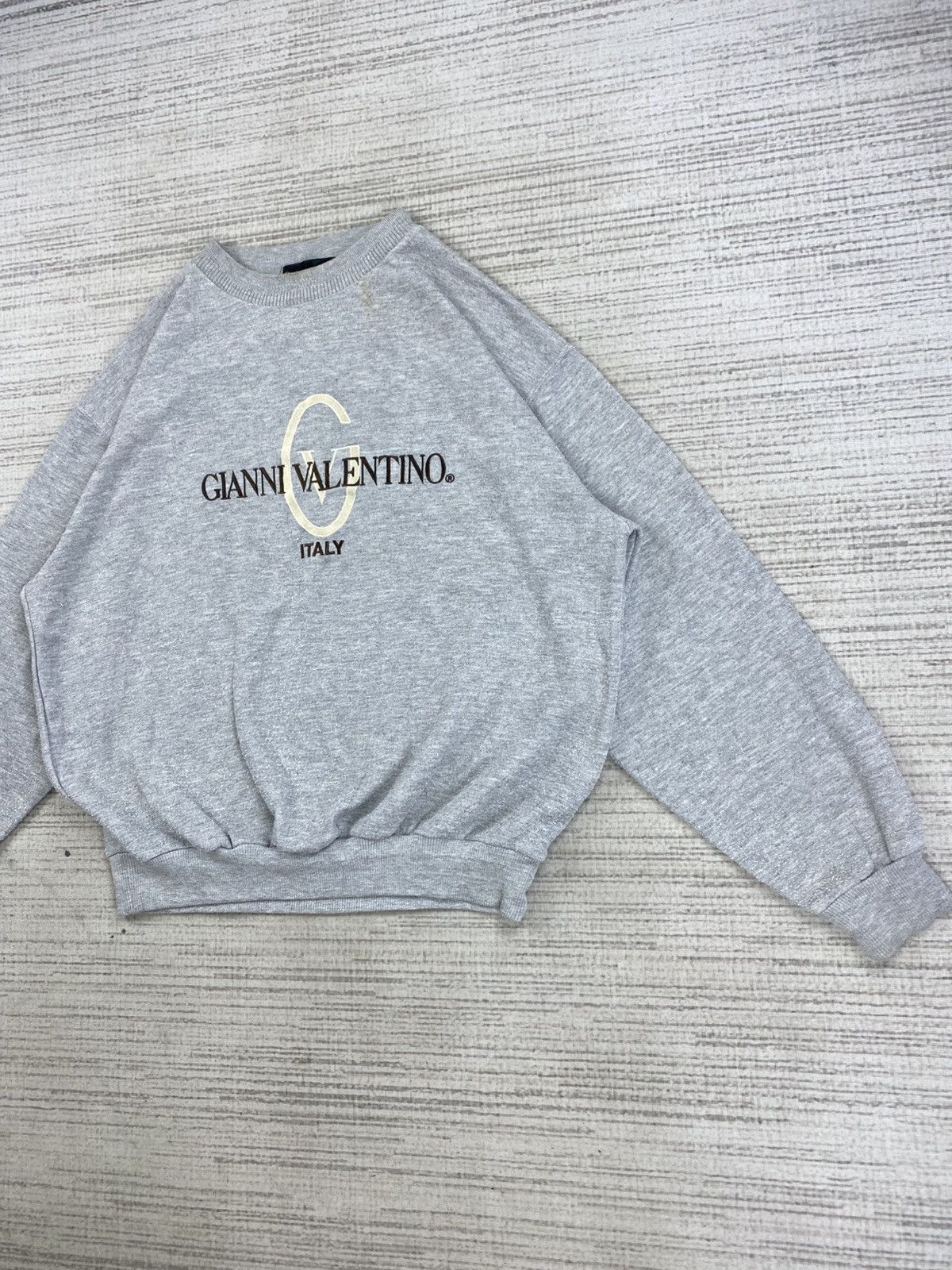 Gianni Valentino × Japanese Brand × Vintage Vintage Gianni Valentino Big Logo Sweatshirt Size US XL / EU 56 / 4 - 4 Thumbnail