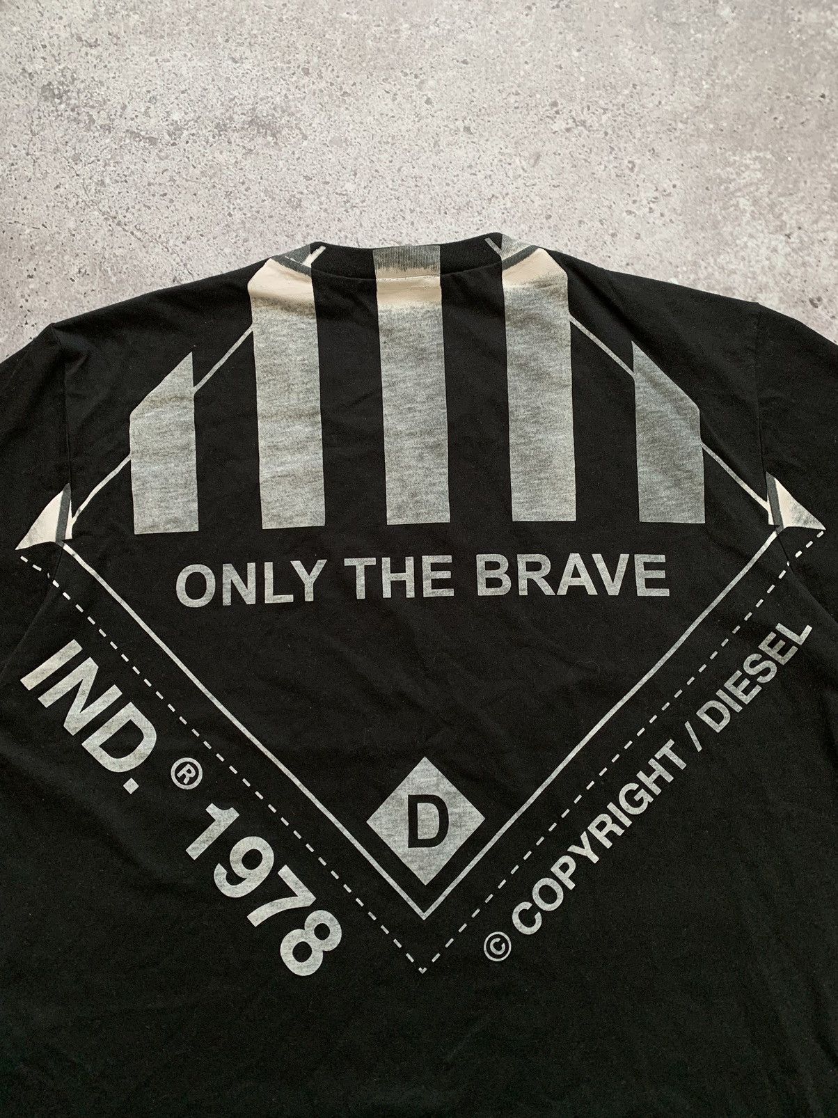 Diesel 🔥VINTAGE DIESEL T-SHIRT Size US M / EU 48-50 / 2 - 3 Thumbnail