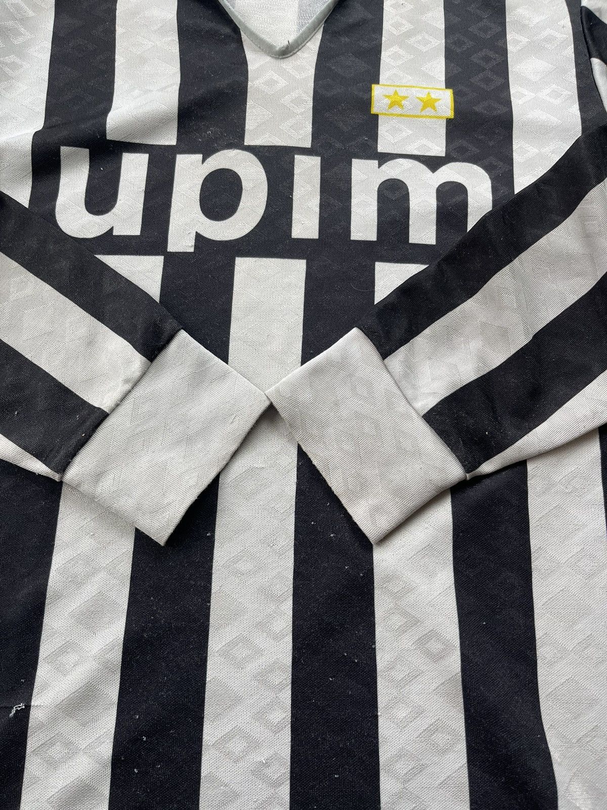 Vintage Vintage Juventus UPIM Long Sleeve Jersey 80s/90s Style Size US M / EU 48-50 / 2 - 8 Thumbnail
