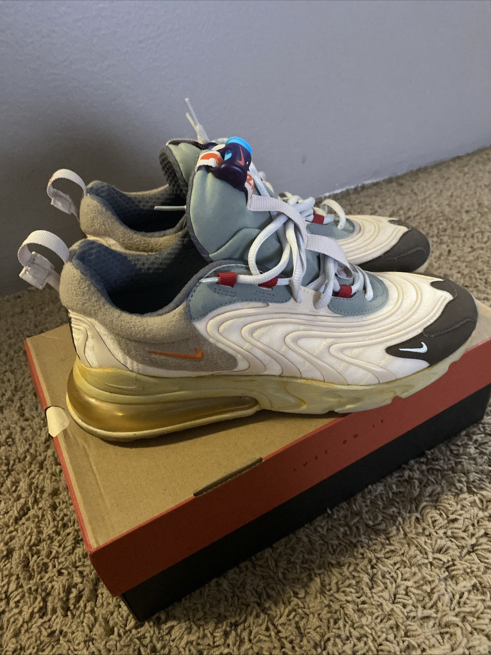 Nike × Travis Scott Nike X Travis Scott air max 270 cactus trails Size US 10.5 / EU 43-44 - 3 Thumbnail