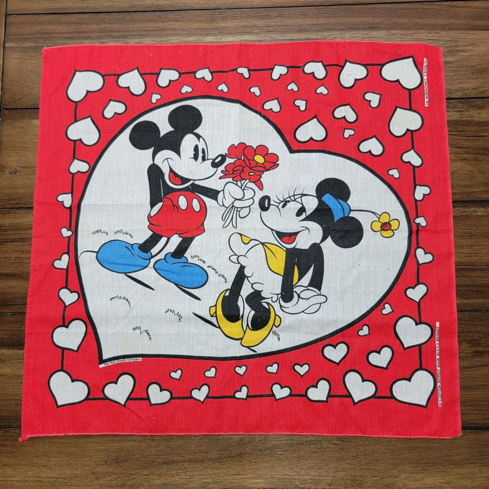 Disney VINTAGE Walt Disney Mickey Minnie Heart Romance Bandanna Size ONE SIZE - 1 Thumbnail