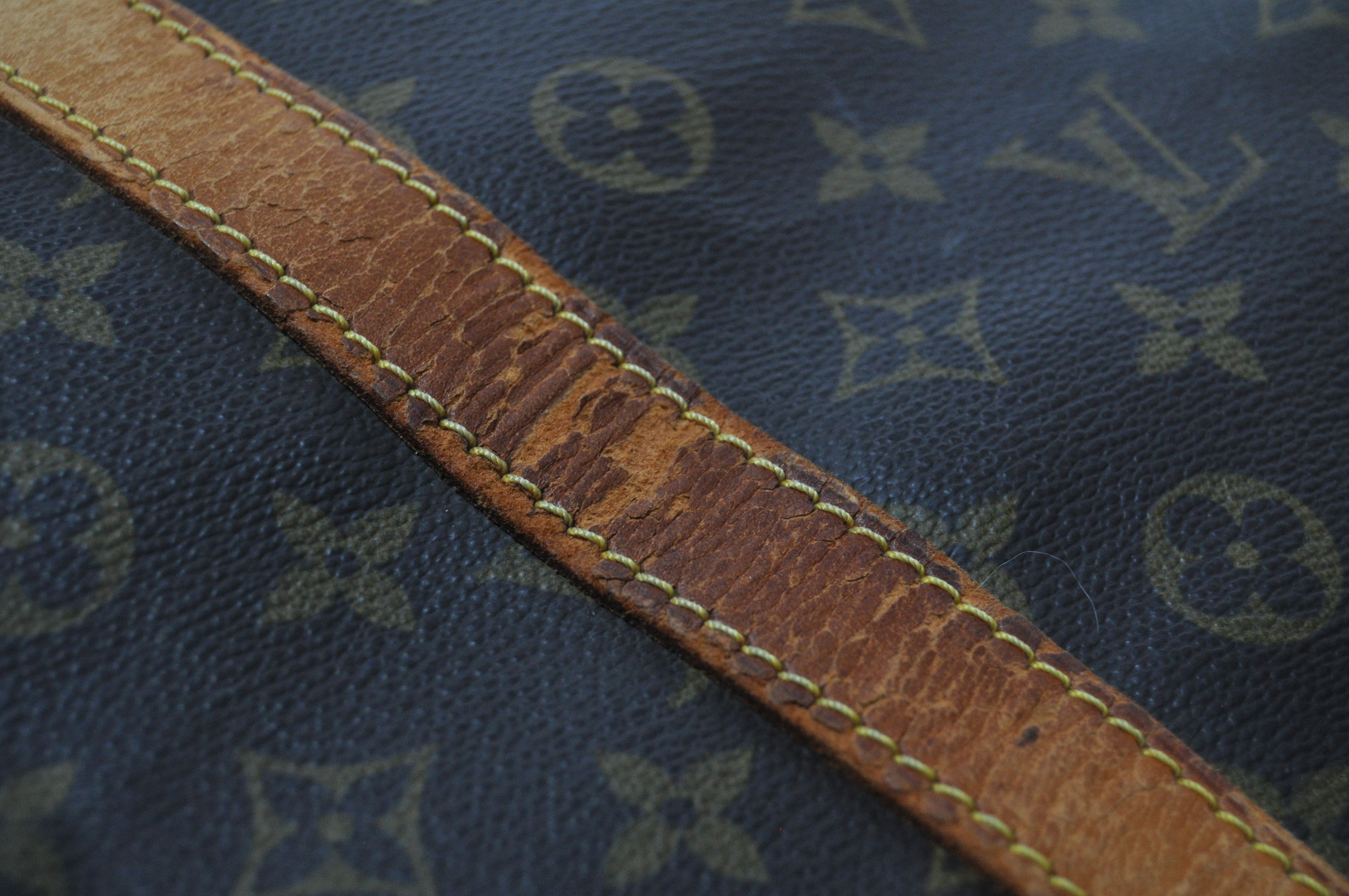Louis Vuitton Louis Vuitton - 1985 - 60 Monogram Keepall Bandoulière Size ONE SIZE - 10 Thumbnail