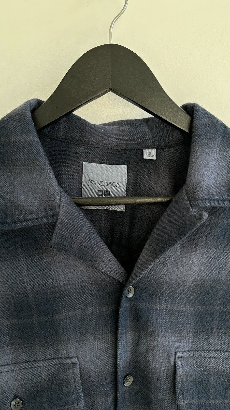 JW Anderson × Uniqlo JW Anderson X Uniqlo Blue Flannel Men Shirt Size M-L Size US M / EU 48-50 / 2 - 5 Thumbnail