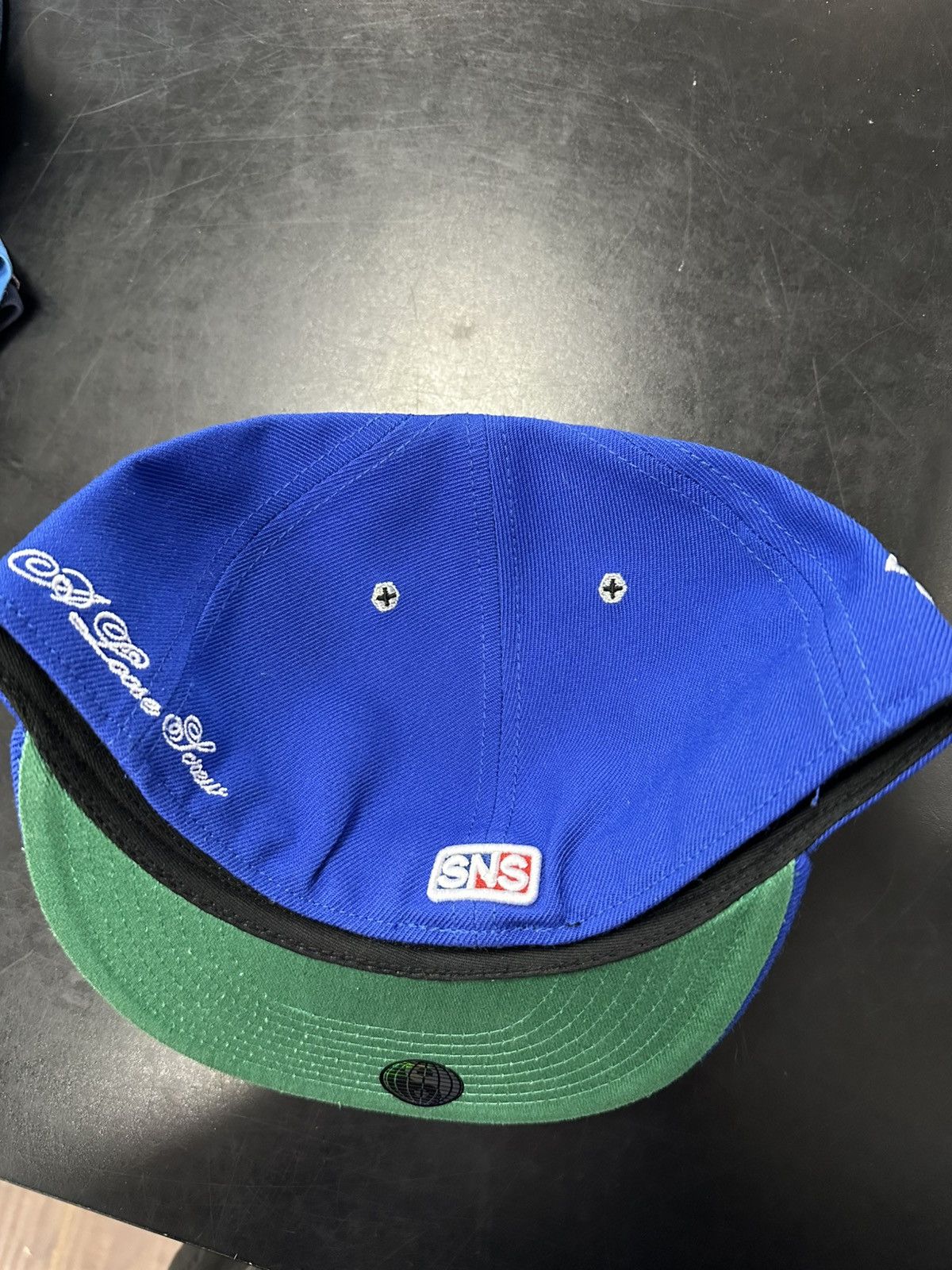 New Era Esenes Worldwide A Loose Screw Fitted Los Angeles 7 5/8 LA Size ONE SIZE - 3 Thumbnail