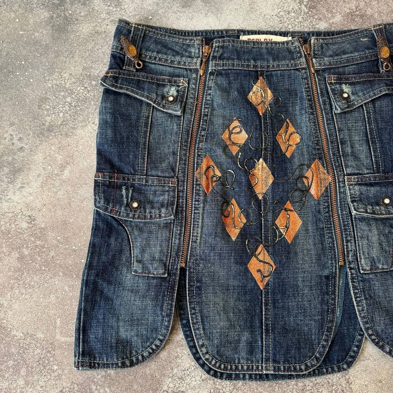 20471120 Amazing Zip Details Washed Skirt (Rick Ownes style) Size 30" / US 8 / IT 44 - 2 Thumbnail