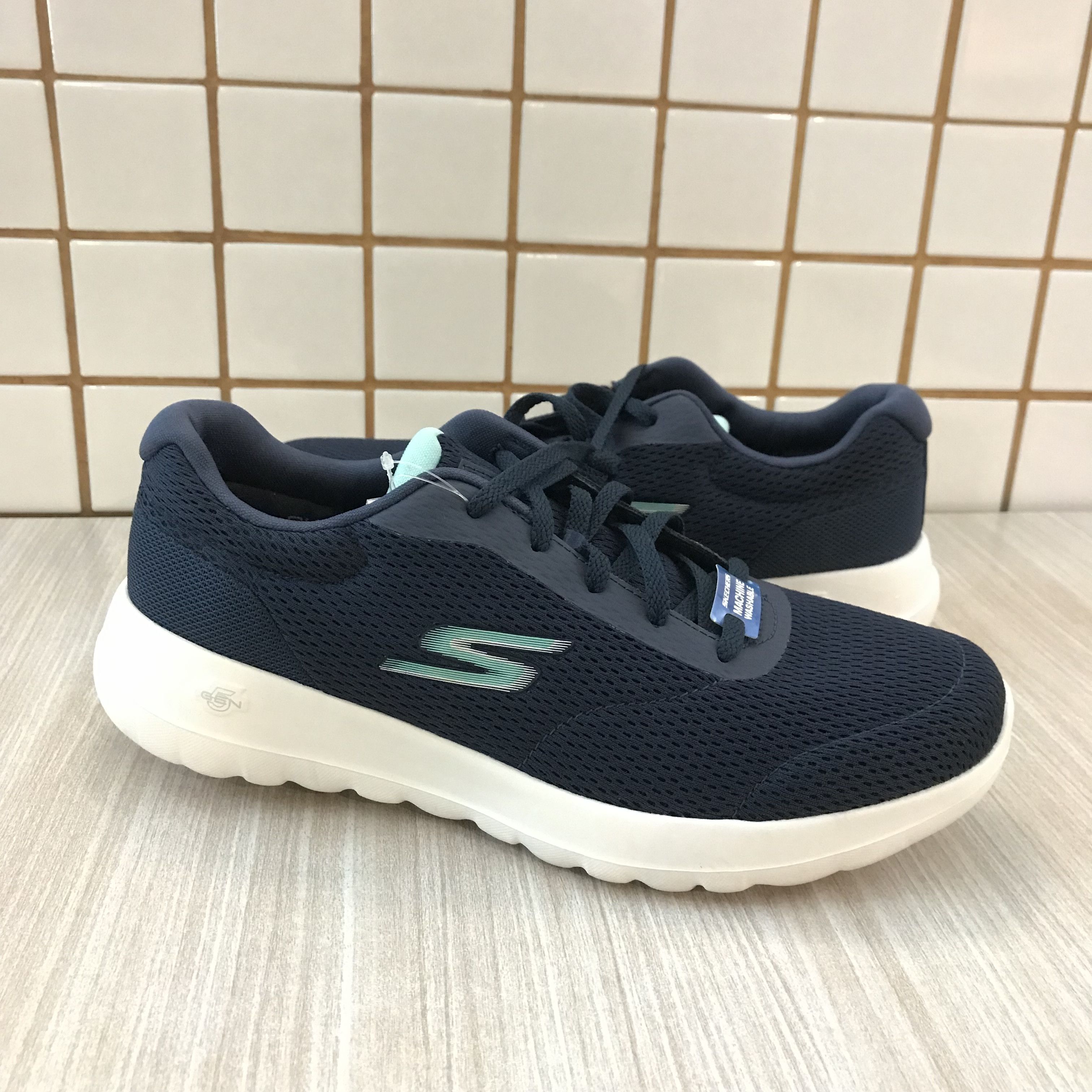 SKECHERS Skechers Run Running Go Skechers GOwalk Joy - Adie tennis Size US 5 / IT 35 - 2 Thumbnail