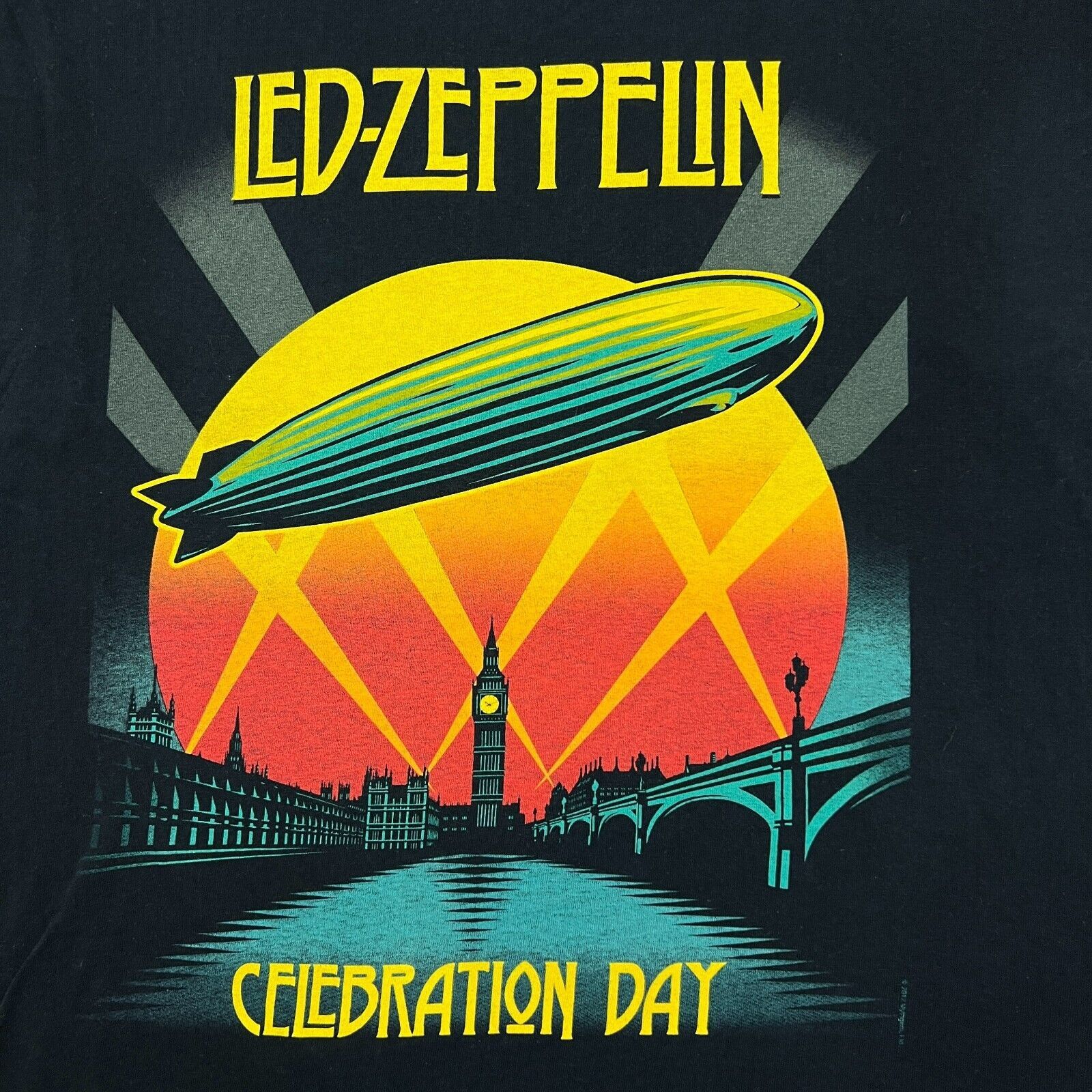 Band Tees × Led Zeppelin × Vintage Vintage 2012 Led Zeppelin T Shirt Celebration Rock Band Tee Size US XXL / EU 58 / 5 - 2 Thumbnail
