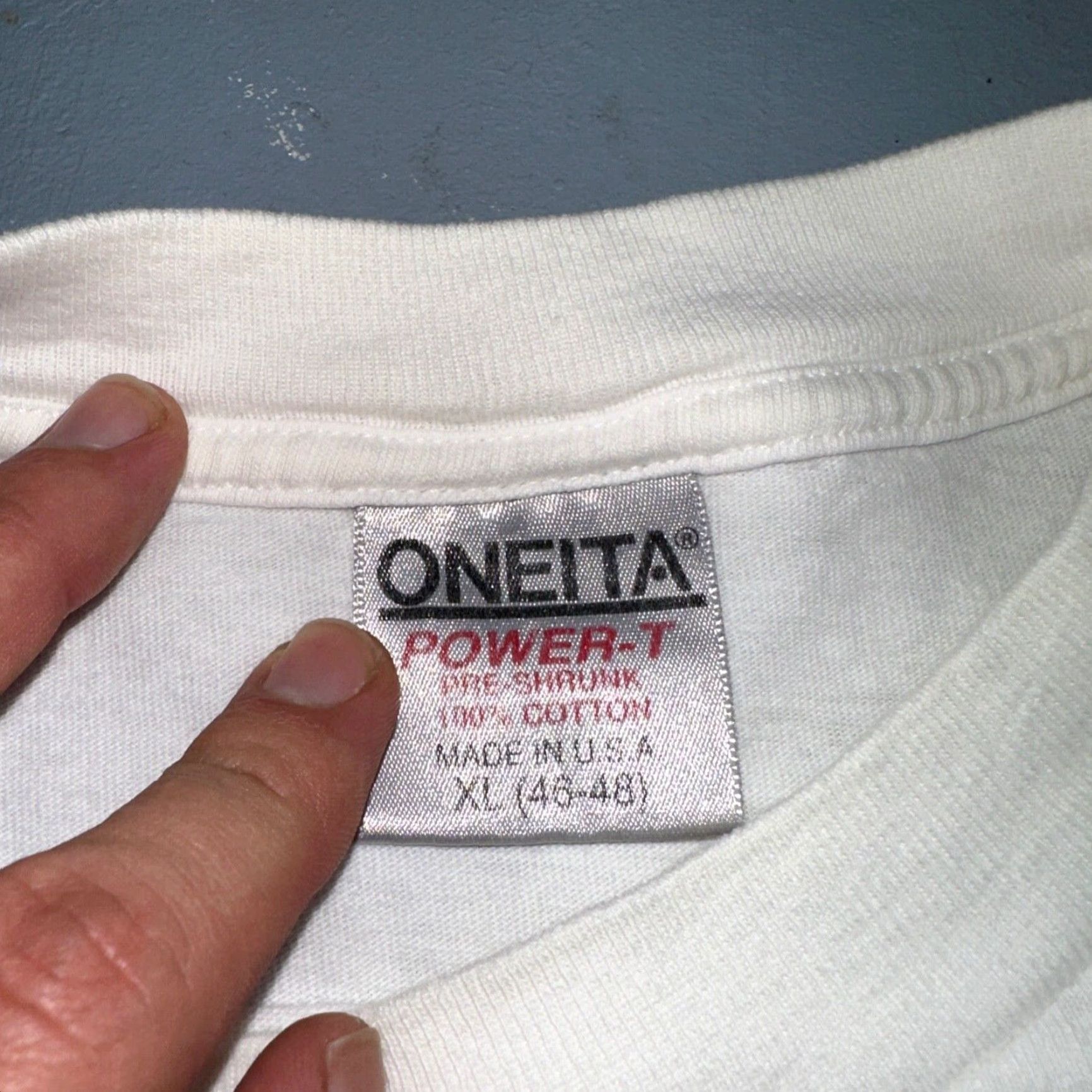 Vintage VINTAGE Oneita T-Shirt Men XL White Crew Neck Short Sleeve Graphic Print 70s 80s 90s USA Art Deco Photograph Aesthetic Chill Art Vintage Shirt Size US XL / EU 56 / 4 - 5 Thumbnail