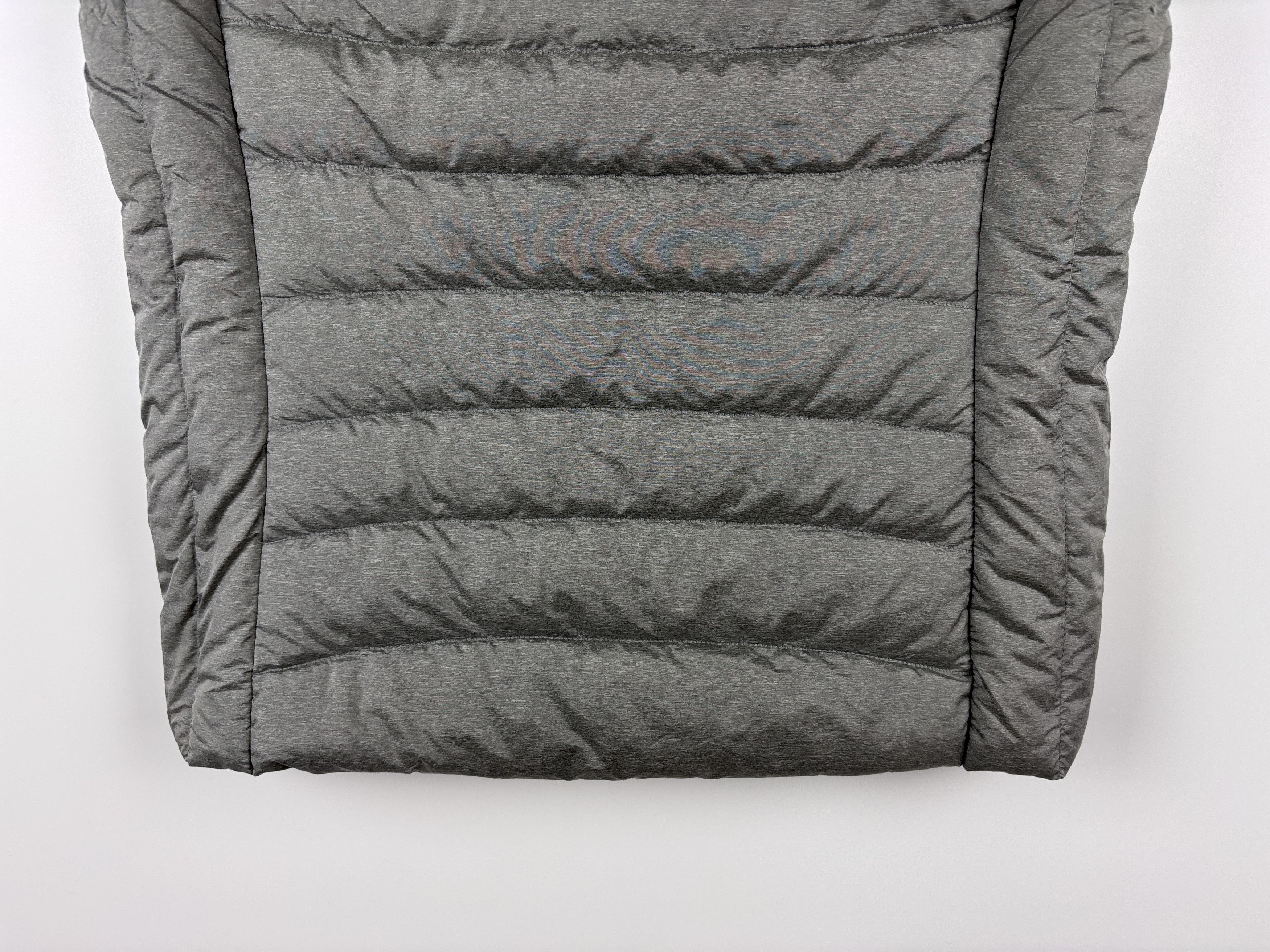 Uniqlo Womens Uniqlo Down Puffer Vest Gray Size M Size M / US 6-8 / IT 42-44 - 6 Thumbnail
