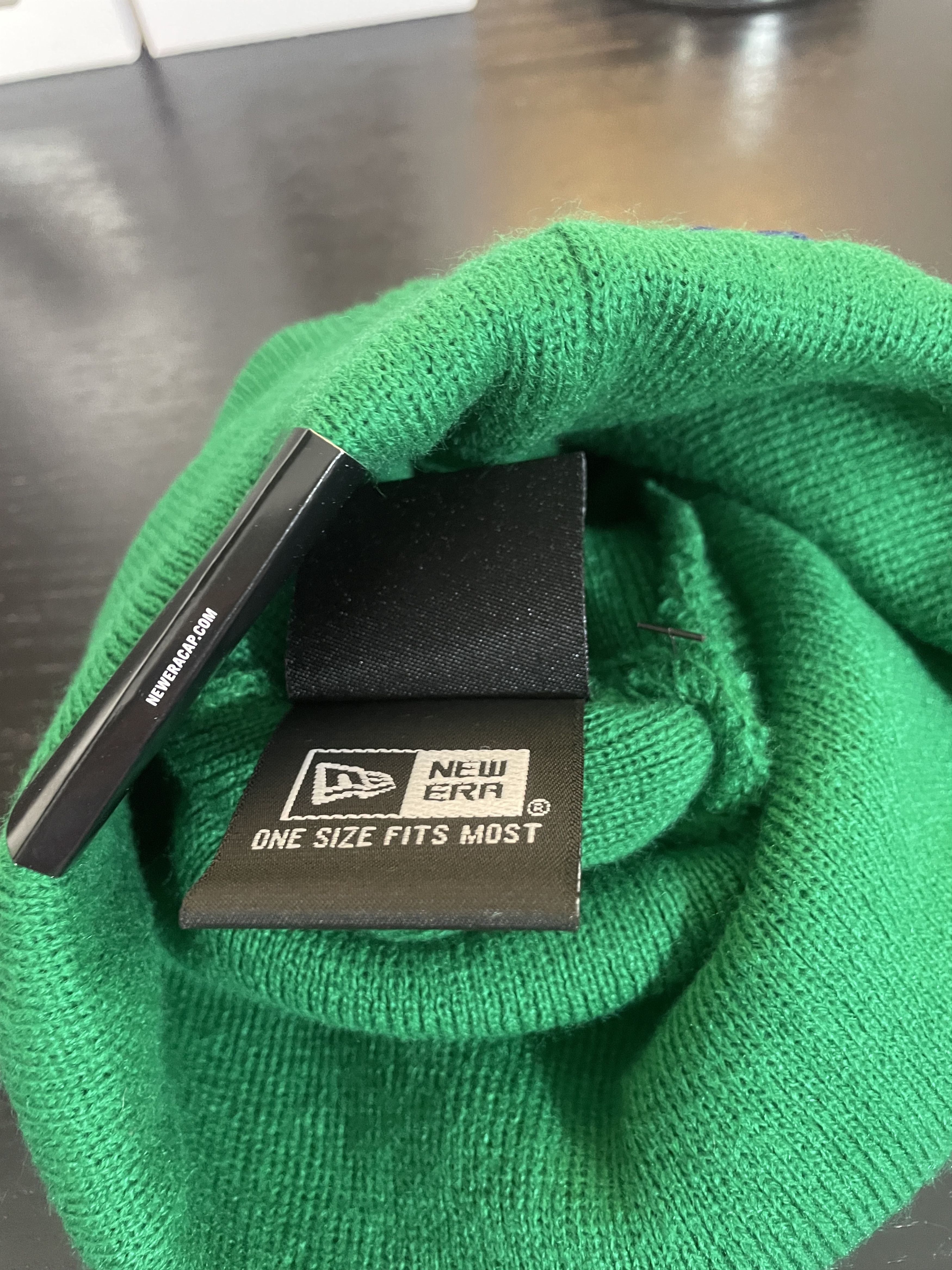 Supreme NEW ERA OLD ENGLISH BEANIE Size ONE SIZE - 6 Thumbnail