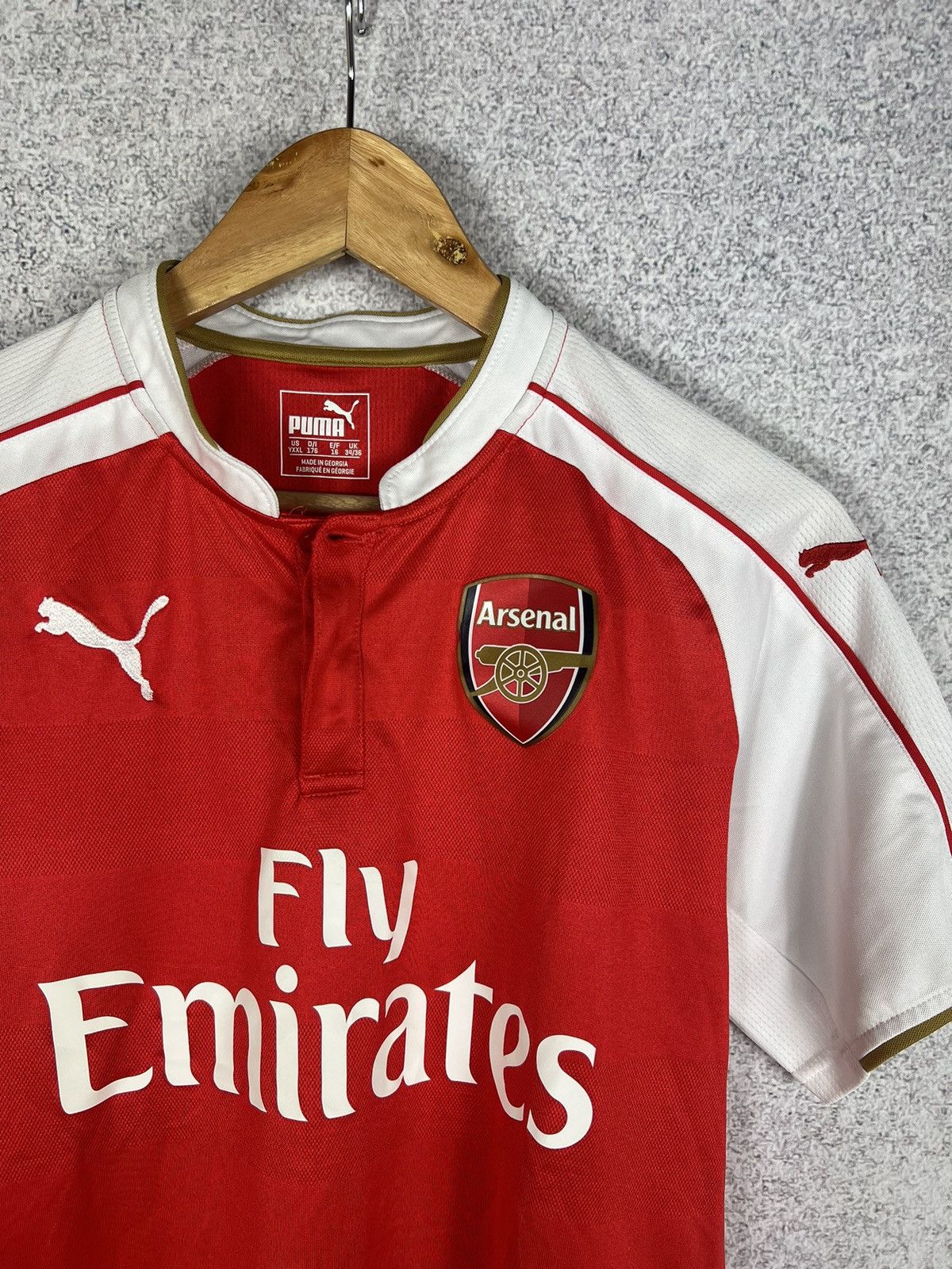 Puma Arsenal London 2015 2016 Puma Soccer Jersey Football Shirt Size US S / EU 44-46 / 1 - 2 Thumbnail