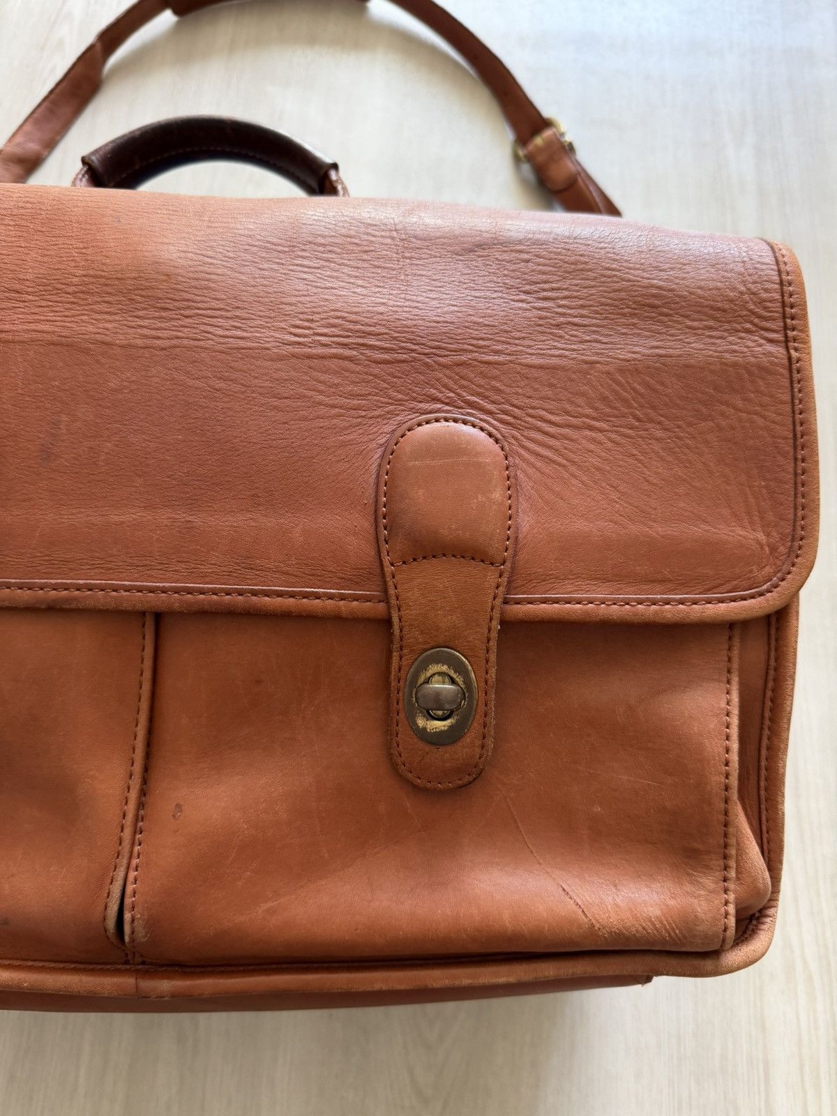 Coach Vintage Coach 5279 Brown Leather Messenger Bag Leather Size ONE SIZE - 2 Thumbnail