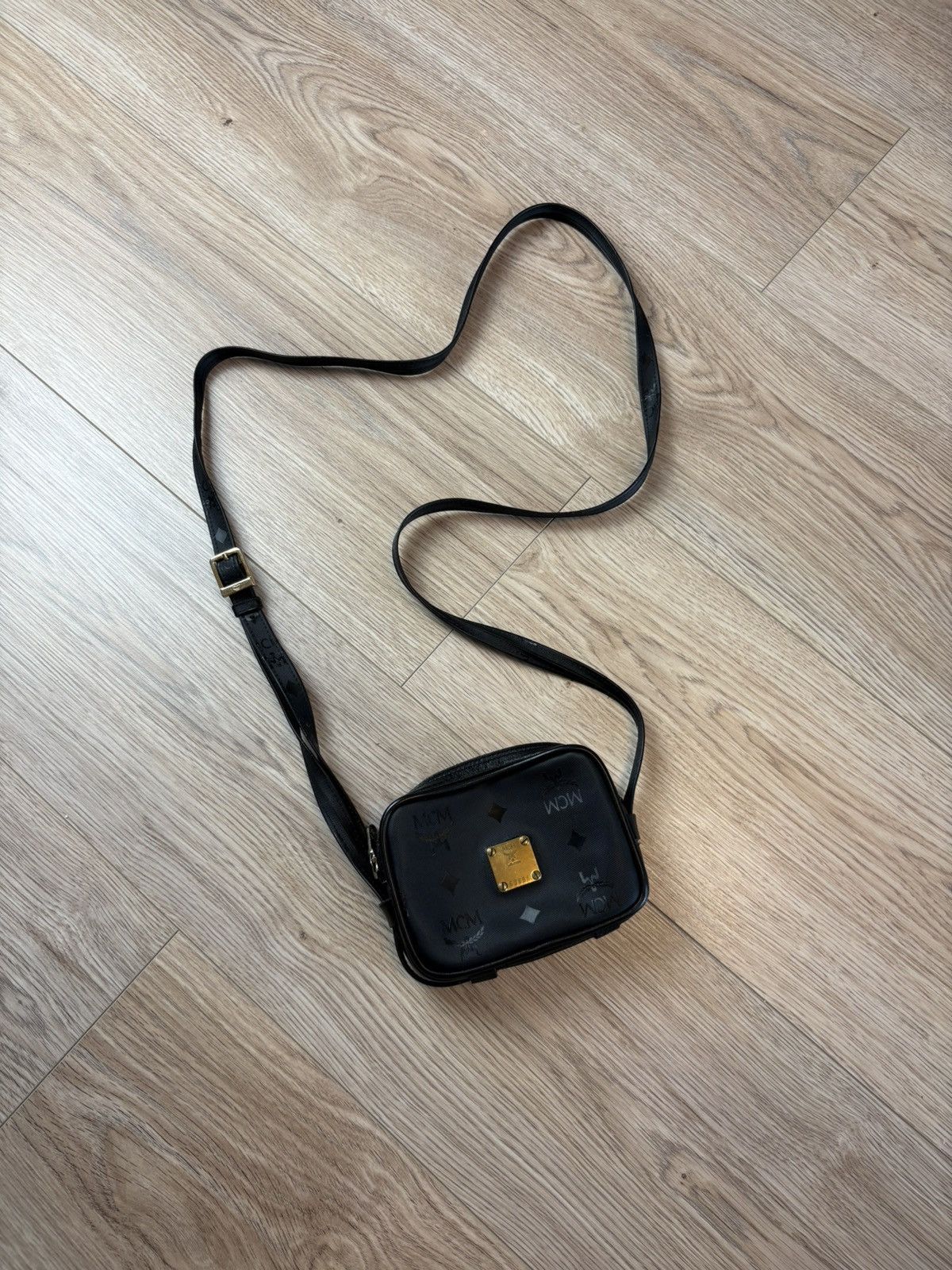 MCM MCM Vintage Monogram Handmade Shoulder Mini Bag Luxury Size ONE SIZE - 1 Thumbnail