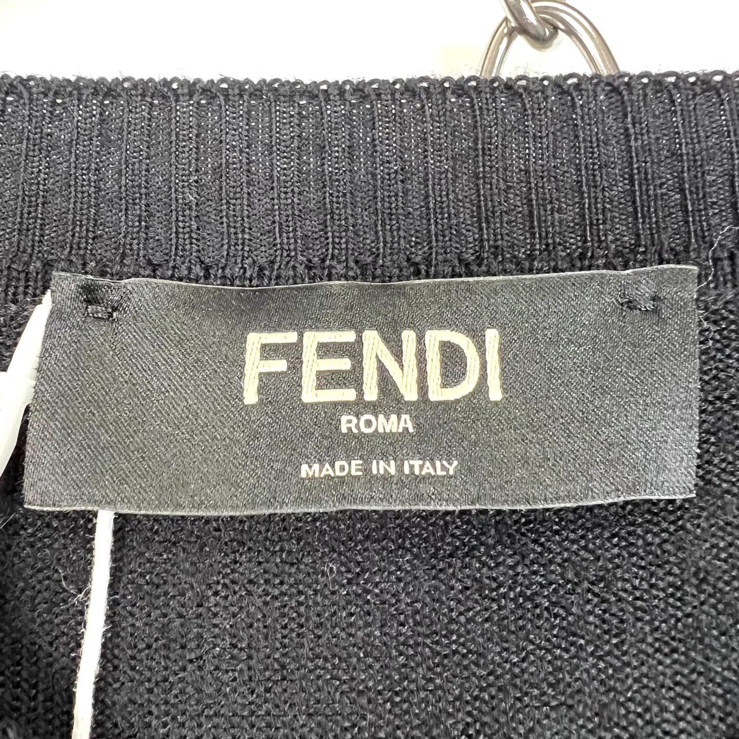 Fendi Fendi Side Logo Tape Embroidered Crew Neck Knit Sweater K12 Size US L / EU 52-54 / 3 - 6 Thumbnail