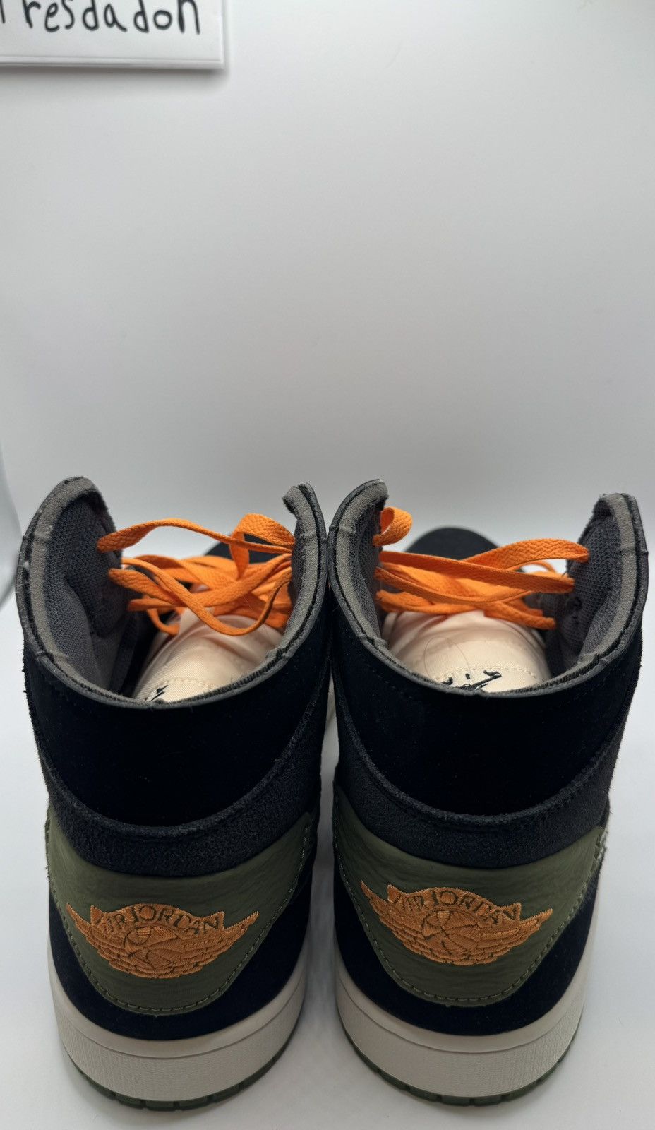 Jordan Brand Air Jordan 1 Mid SE Size US 12 / EU 45 - 6 Thumbnail