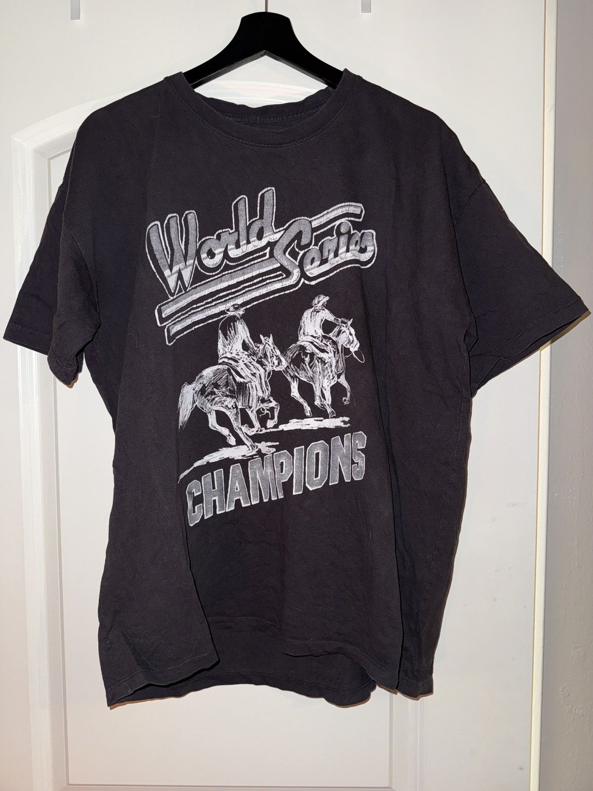 One of These Days One of these days “world series champions” t-shirt Size US L / EU 52-54 / 3 - 1 Thumbnail