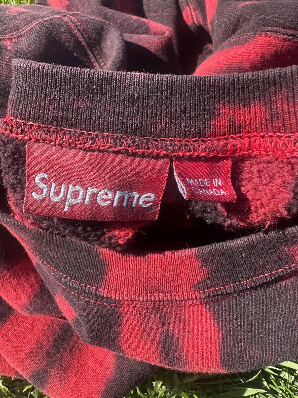 Supreme Supreme Small Box Crewneck Red Tye Dye Size US S / EU 44-46 / 1 - 3 Thumbnail
