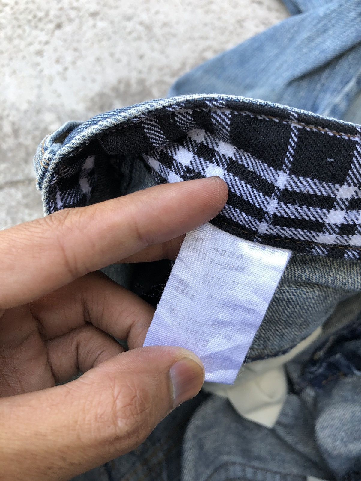 Vintage DOUBLE WAIST DISTRESSED DENIM BY MEMORY SPECIAL Size US 32 / EU 48 - 6 Thumbnail