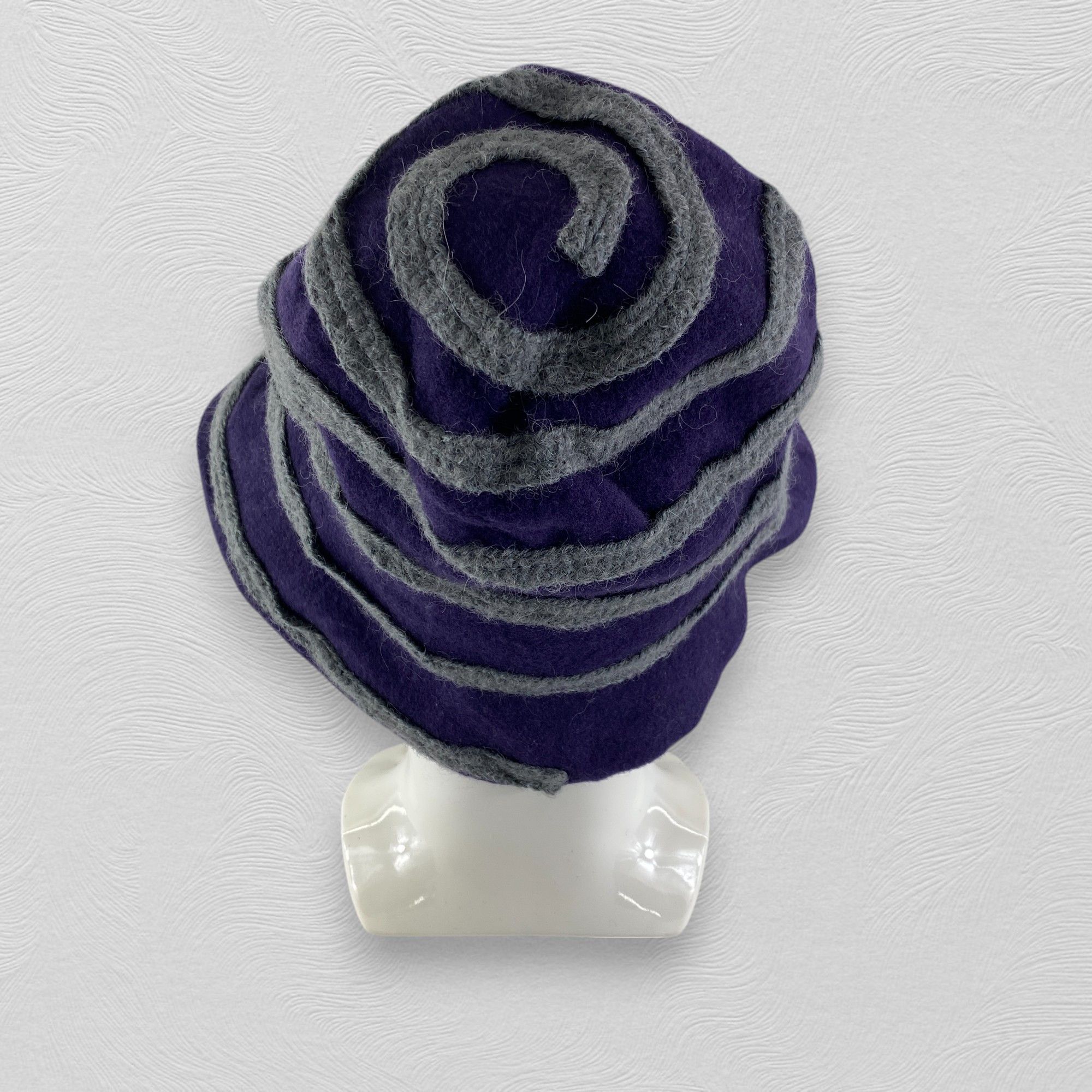 Japanese Brand Rare Spiral Stripes Snow Cap Hat Beanie -BN560 Size ONE SIZE - 3 Thumbnail
