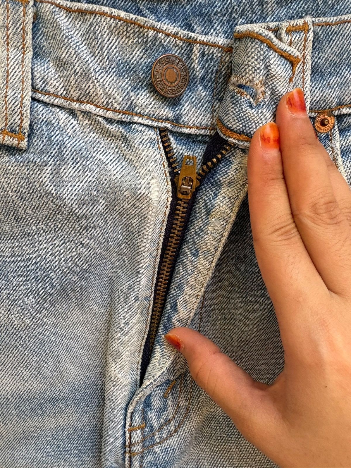 Levi's × Levi's Vintage Clothing Vintage 90s Levis 505 Mud Wash Distressed Loose Jeans Size US 29 - 3 Thumbnail