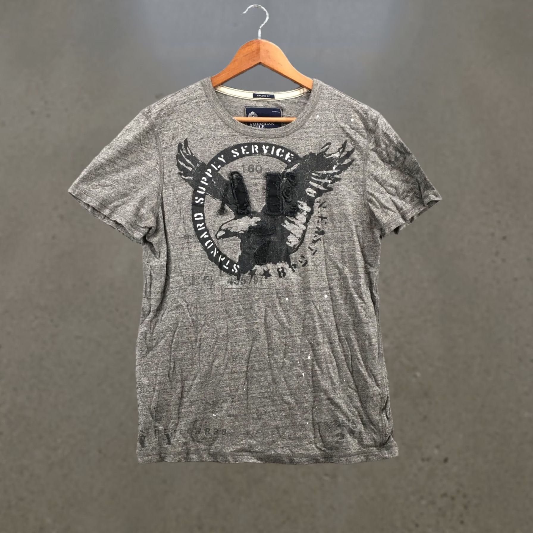 American Eagle Outfitters American Eagle Outfitters Tee Shirt Mens M Gray Graphic Print Cap Sleeve Casual Size US M / EU 48-50 / 2 - 1 Thumbnail
