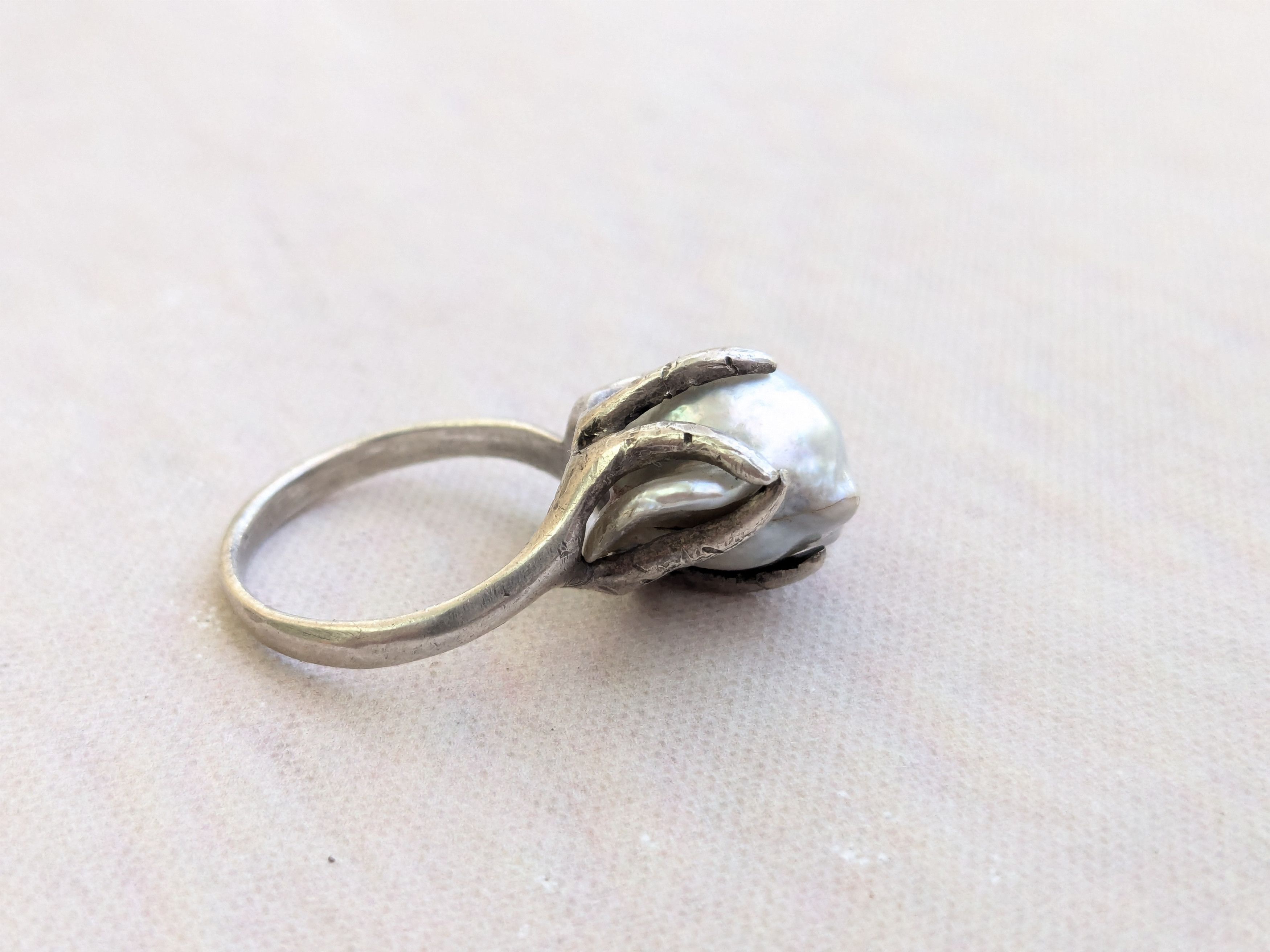 Jewelry Vintage Sterling Silver Ring Baroque Pearl 6 Brutalist Size ONE SIZE - 5 Thumbnail