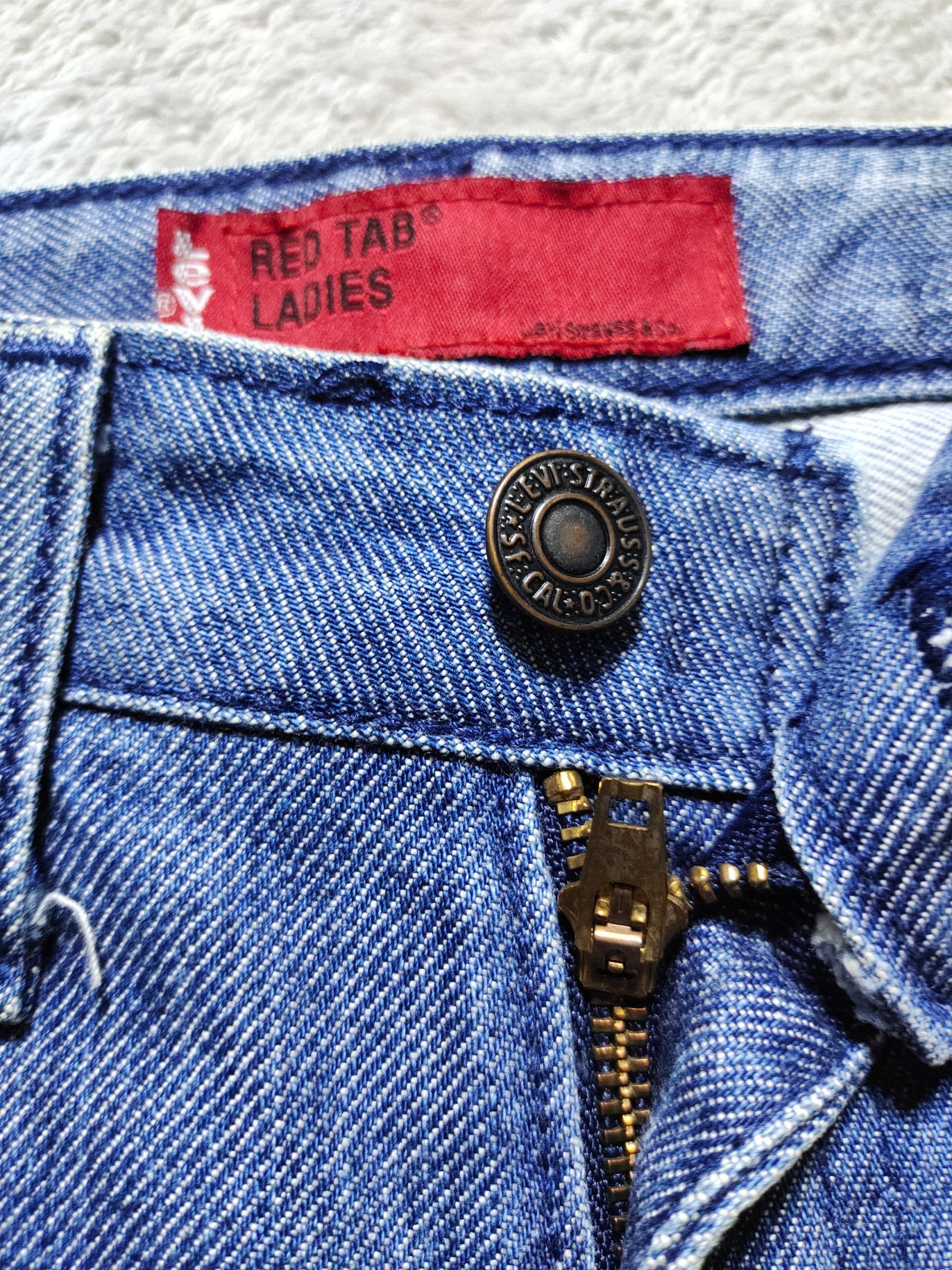 Levi's Vintage Clothing VINTAGE LEVIS RED TAB LADIES SIZE 25 Size 25" / US 0 / IT 36 - 5 Thumbnail
