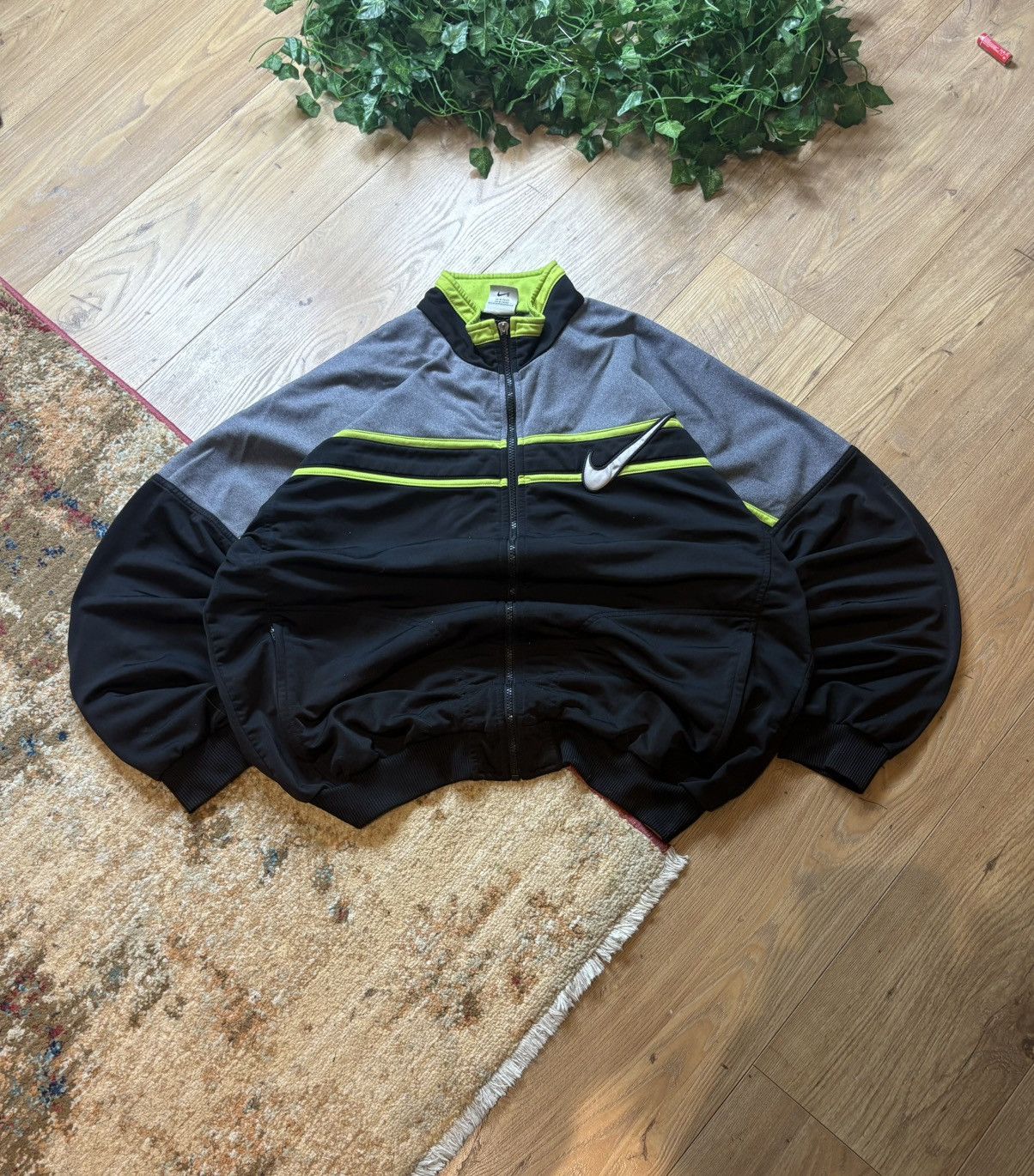 Nike 90s Nike Vintage Track Zip Jacket Double Logo Rare Y2K Size US L / EU 52-54 / 3 - 3 Thumbnail